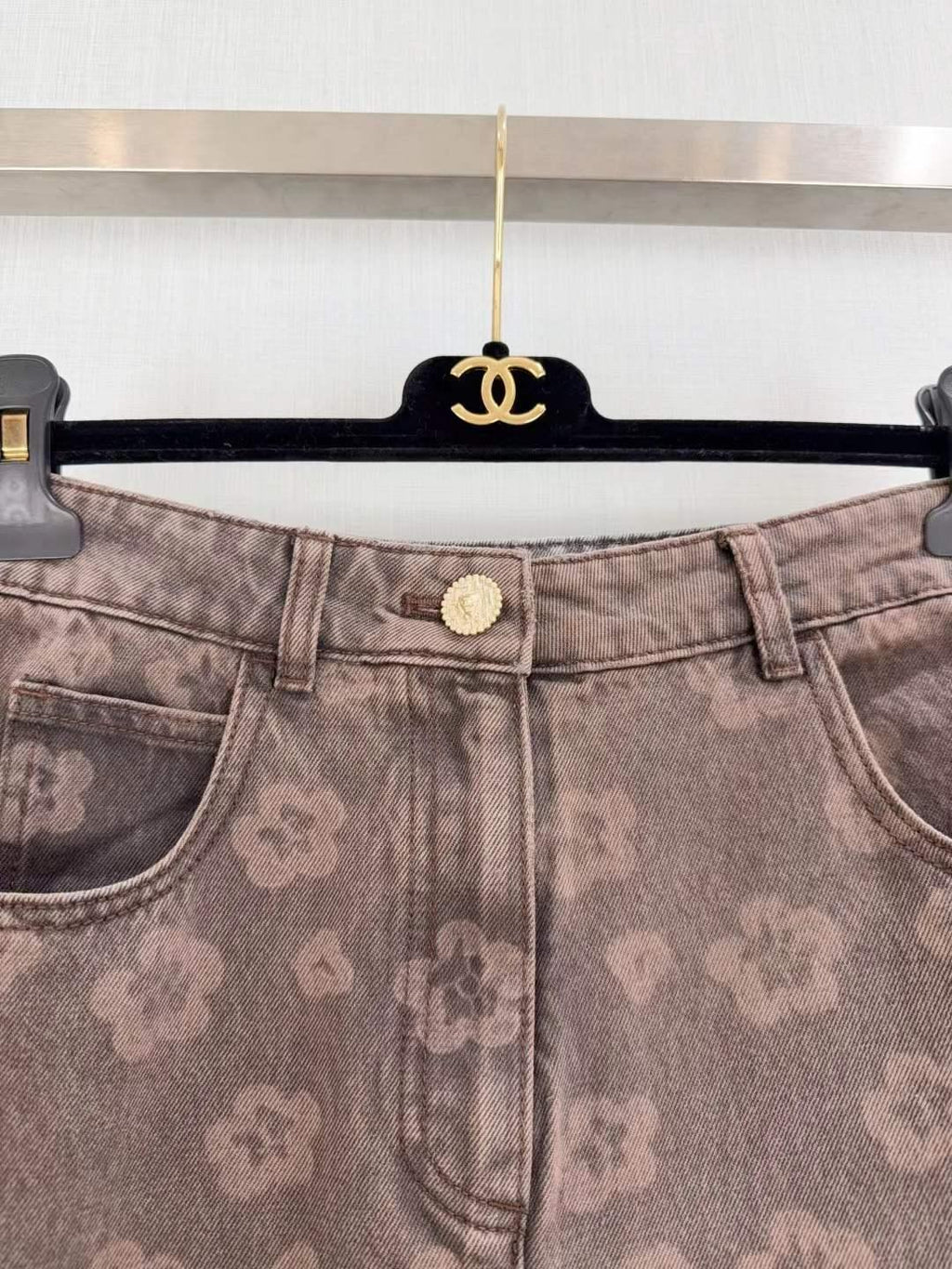 Women's Relaxed-Fit Trousers with Floral Embroidery and Casual Elegance - SenopekooCLO