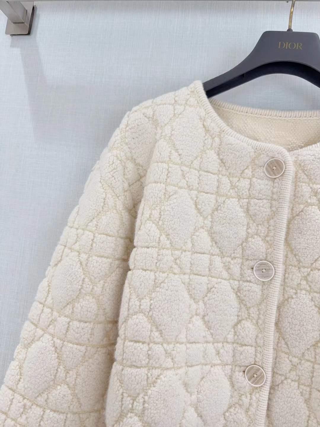 Women's Textured Fit - SenopekooCLO