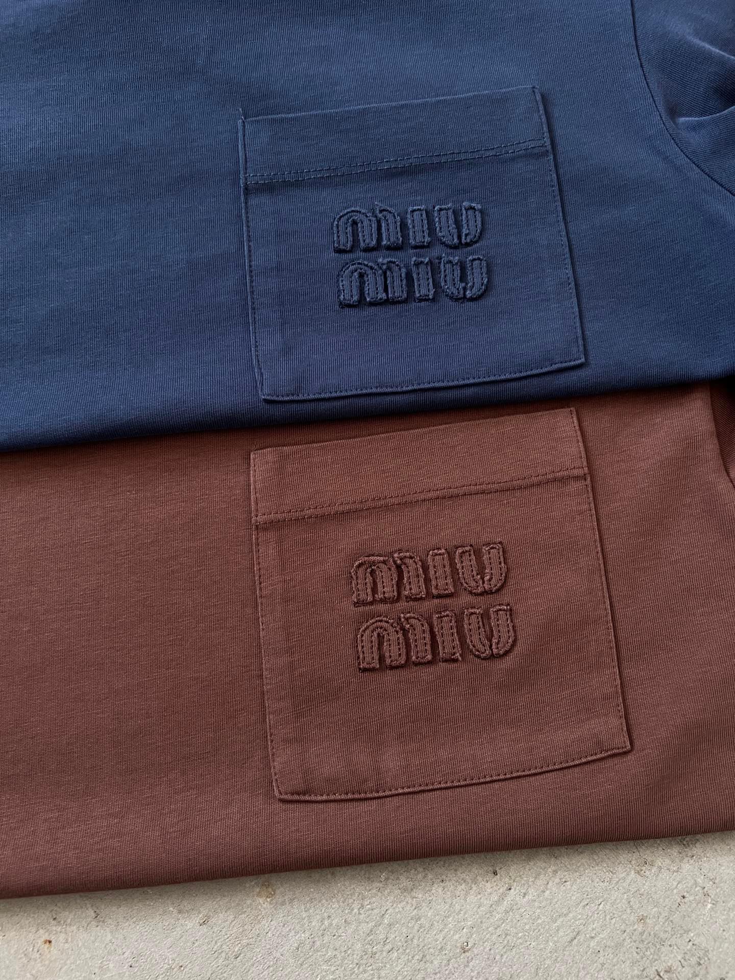 JACQUEMUS Men's Le Sweatshirt Logo Patch Cotton Pullover