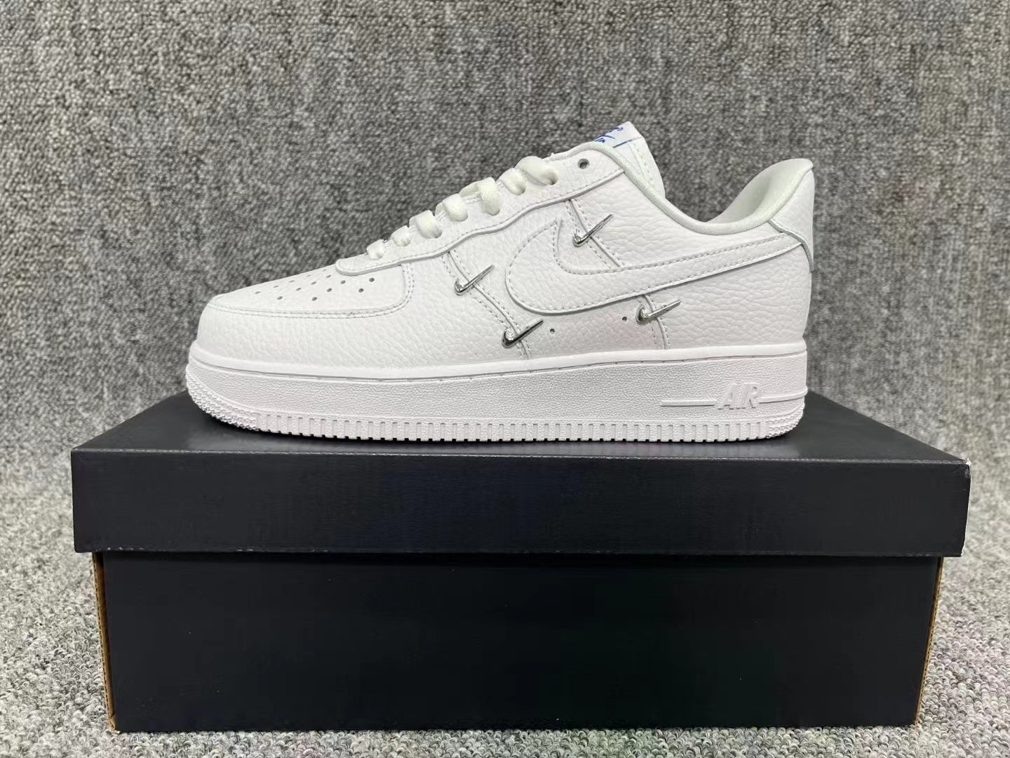 Nike Air Force 1 Sneaker-1
