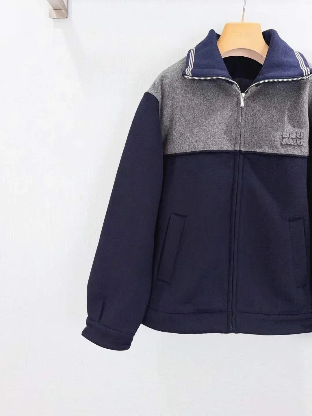 Women's Two-Tone Puffer Jacket with Stand Collar and Contrast Paneling - SenopekooCLO