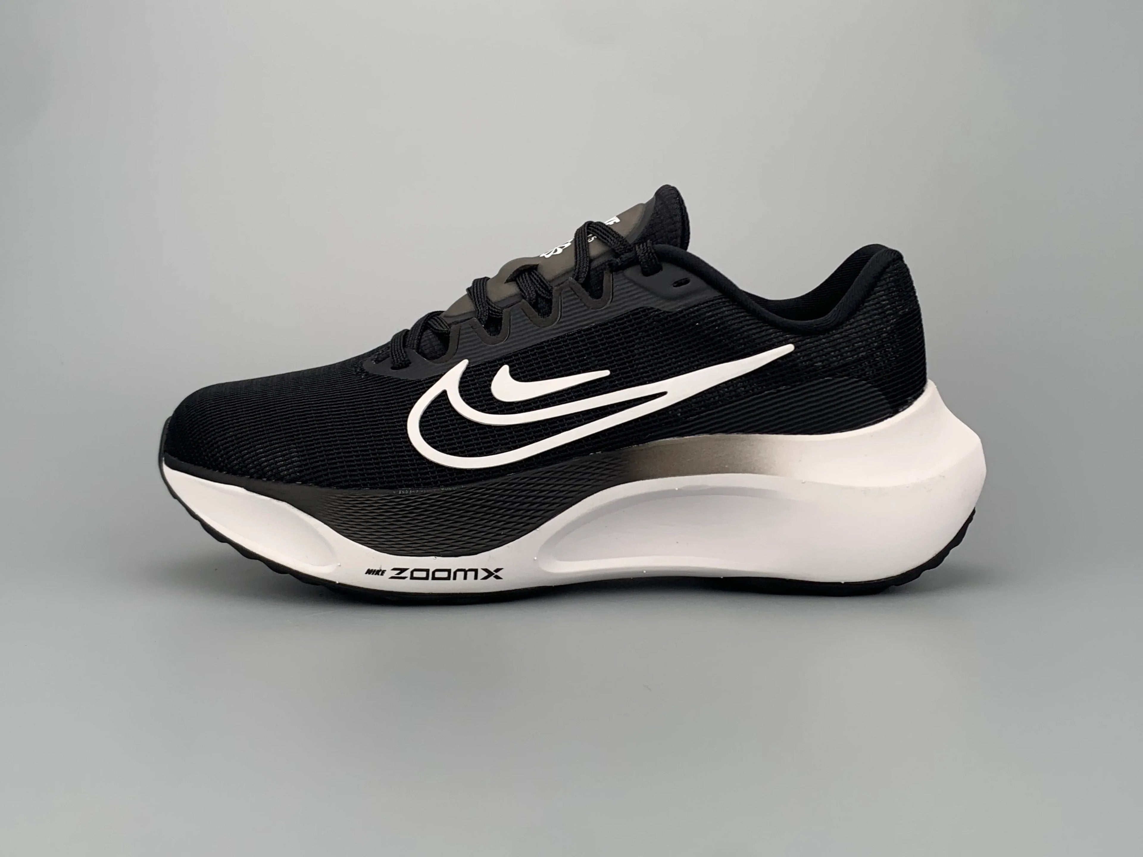 Nike Zoom Fly 5 Running Shoes