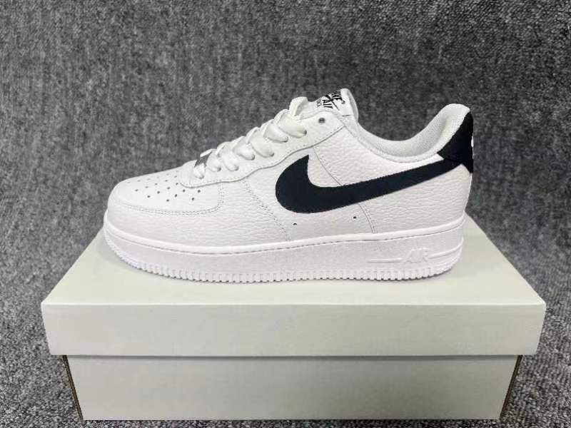 Nike Air Force 1 Sneaker-1