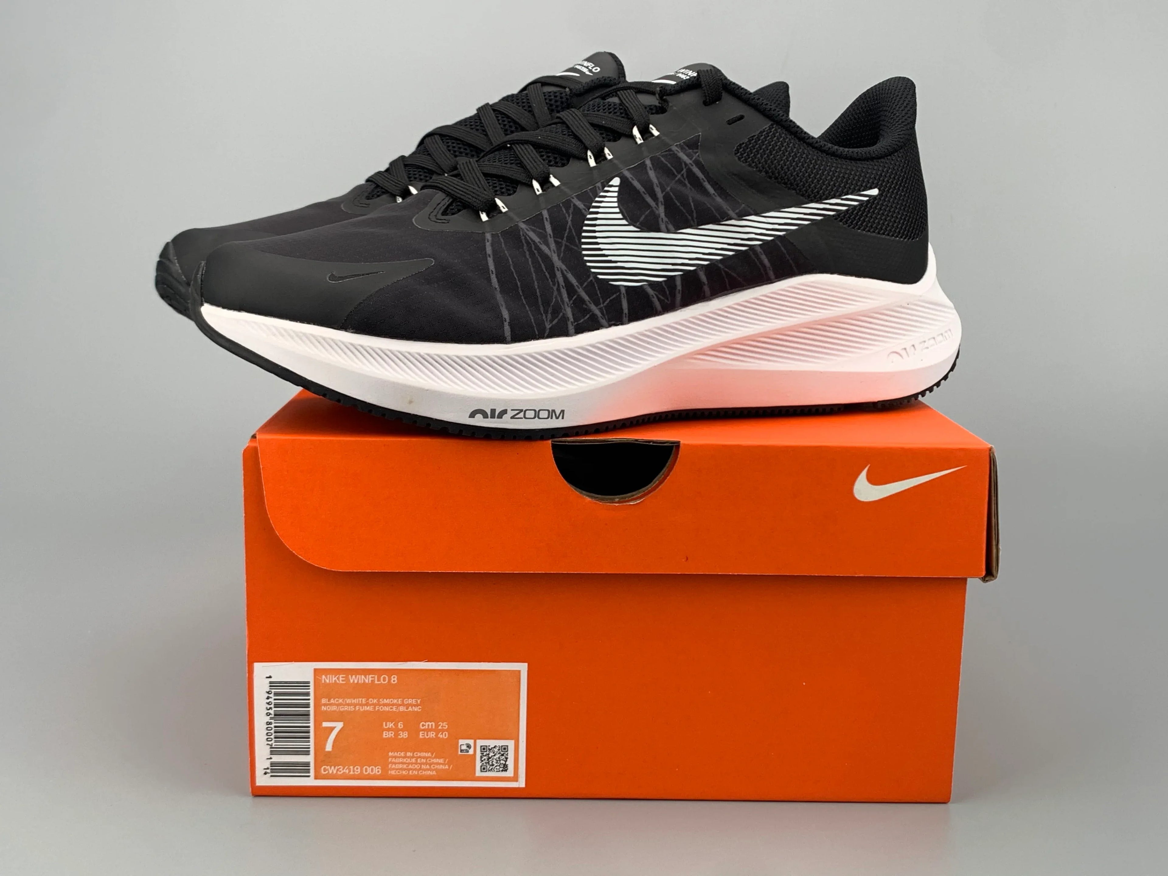 Nike Air Zoom Winflo 8 Running Shoes