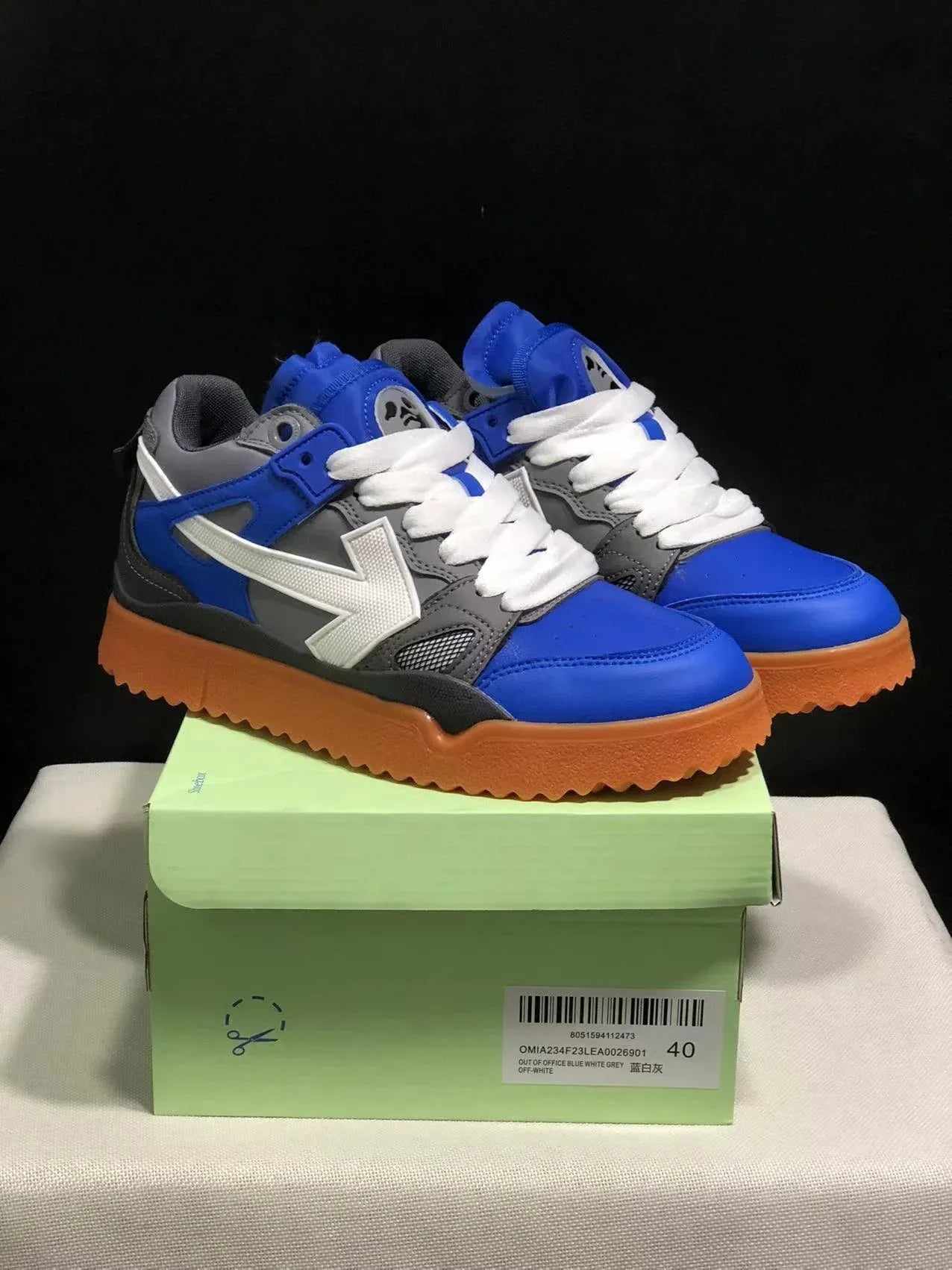 OFF WHITE New Mid Sponge Sneakers - SenopekooCLO