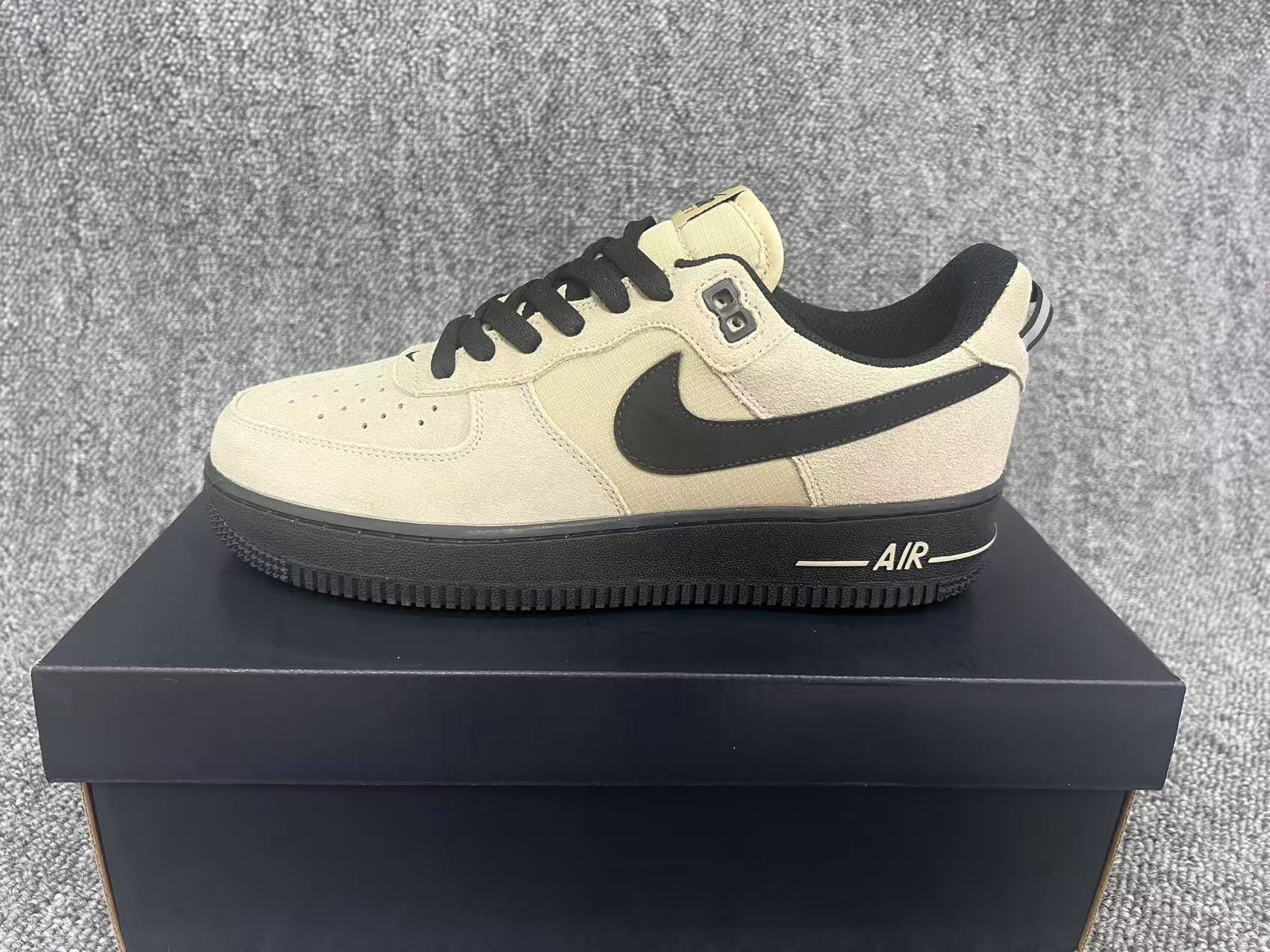 Nike Air Force 1 Sneaker-2