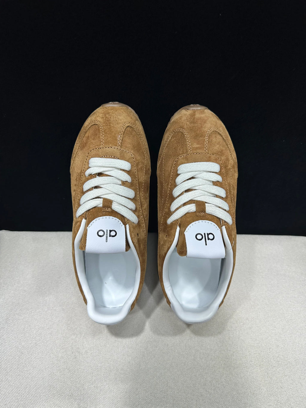 Alo Yoga x Jisoo Sunset Sneakers - SenopekooCLO