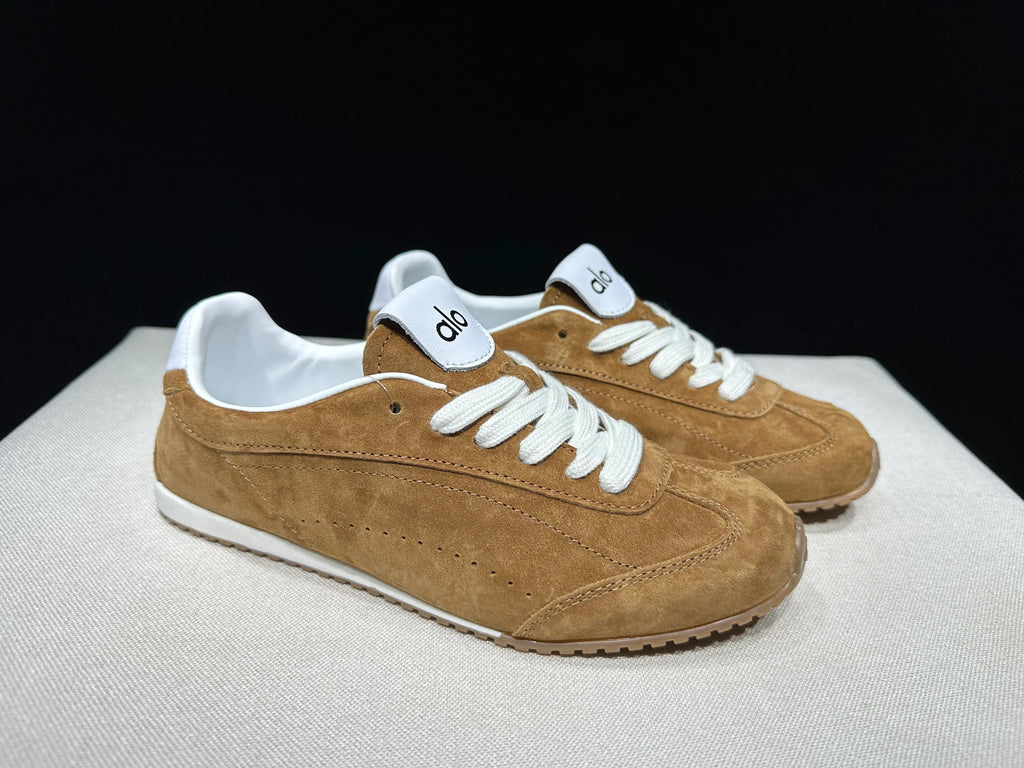 Alo Yoga x Jisoo Sunset Sneakers - SenopekooCLO