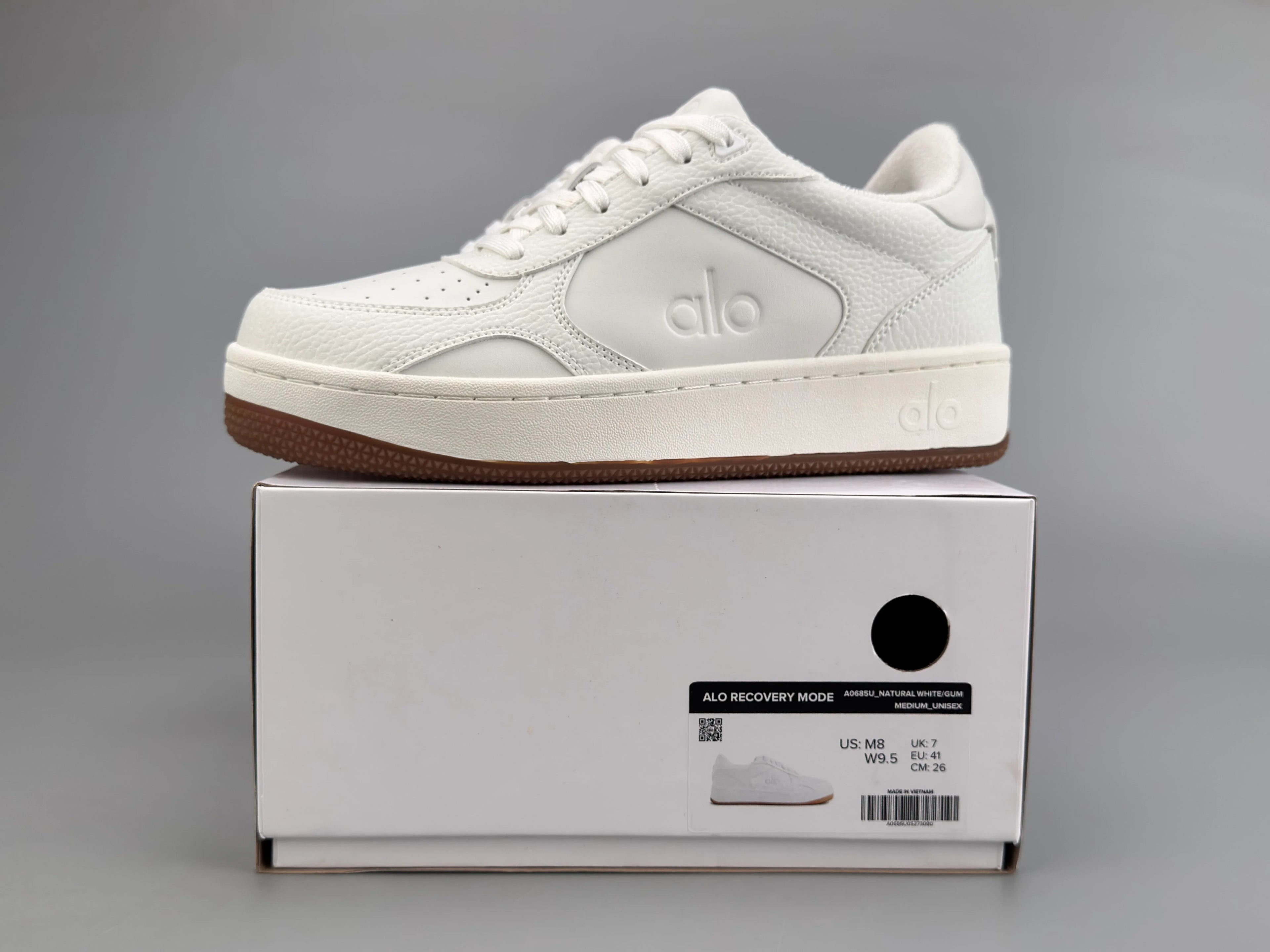 Alo Yoga Recovery Mode Sneakers