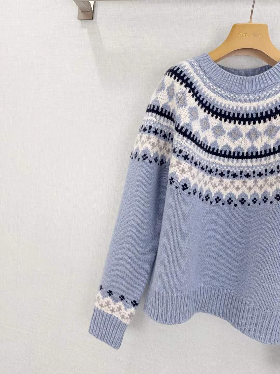 Unisex Fair Isle Knit Sweater with Geometric Patterns and Soft Cotton Blend - SenopekooCLO