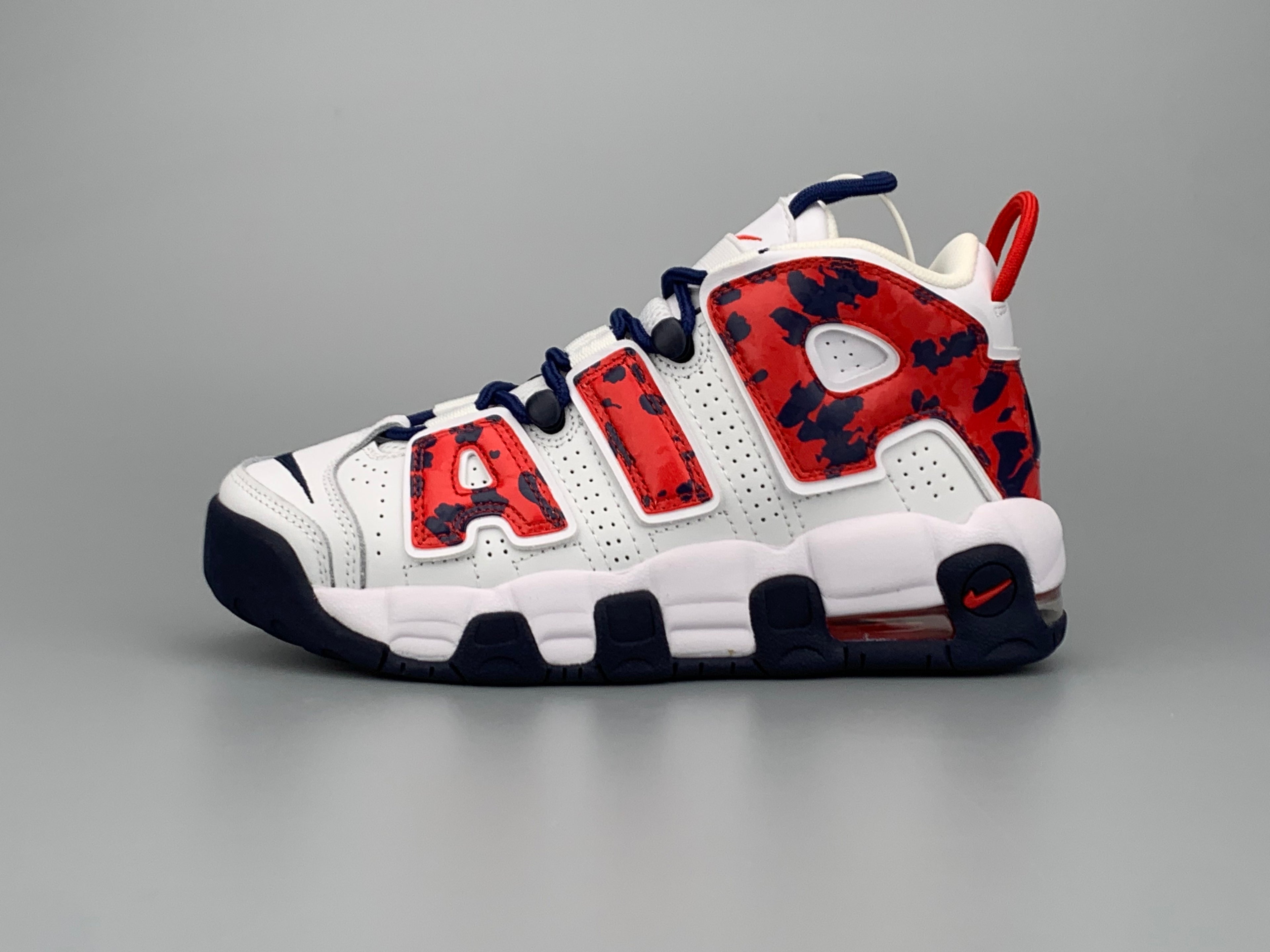 Nike Air More Uptempo Sneaker