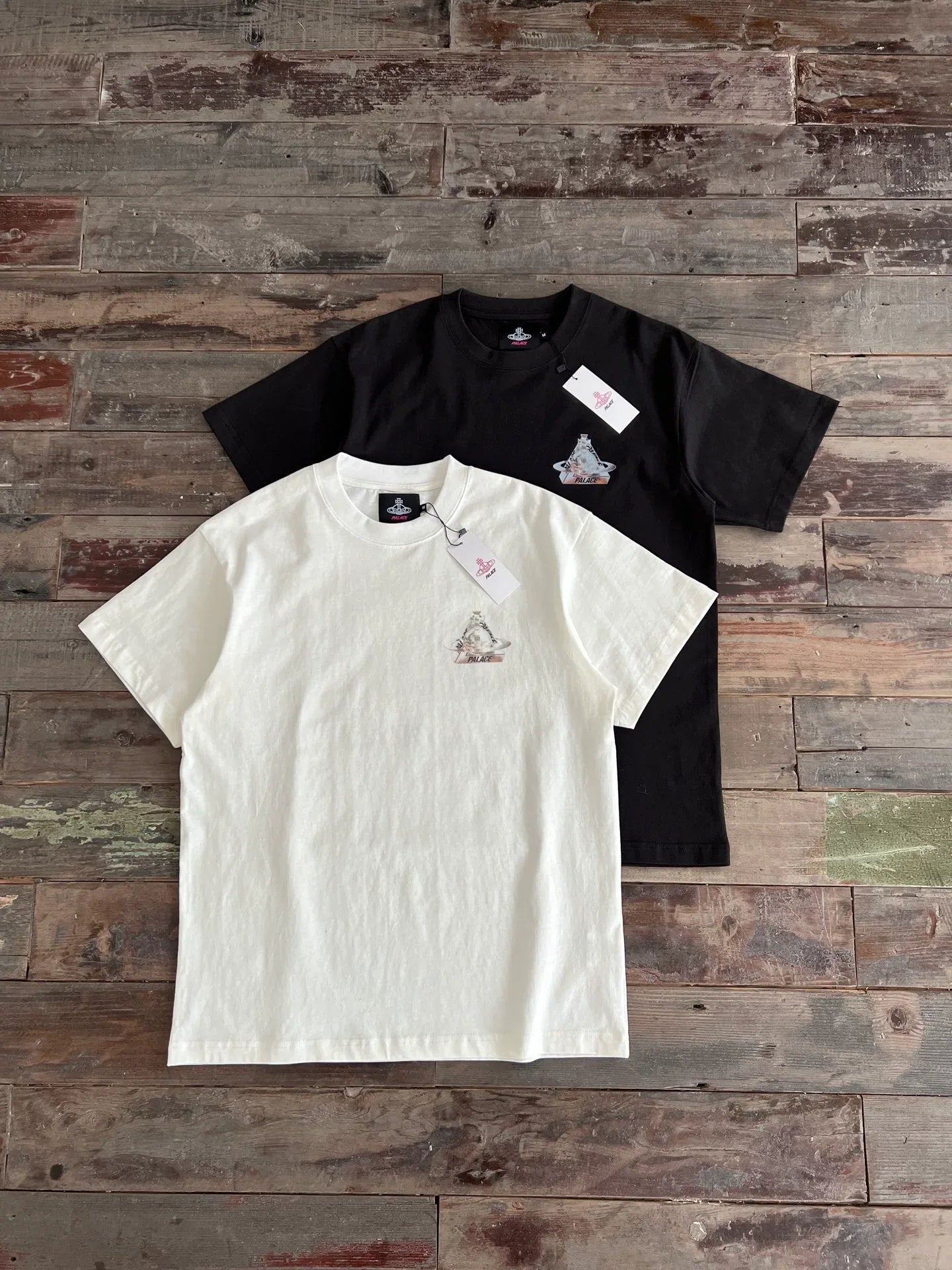 Palace x Vivienne WestwoodOrb Tri-Ferg  Men's Tee