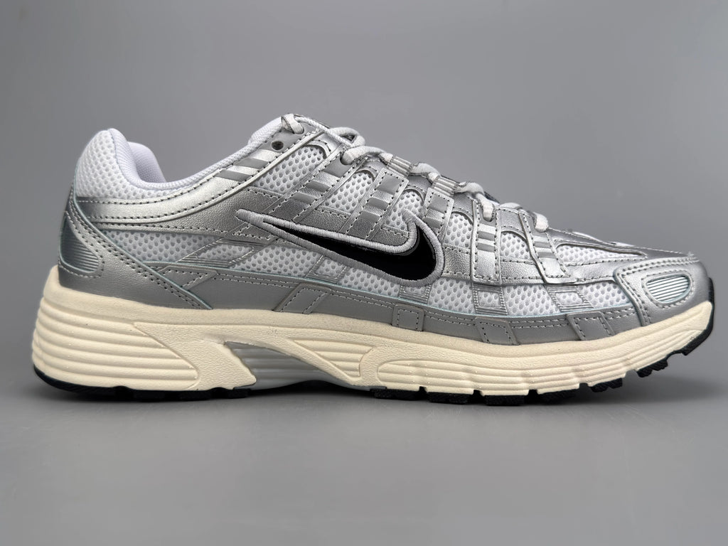 Nike Wmns P-6000 Essential Shoes