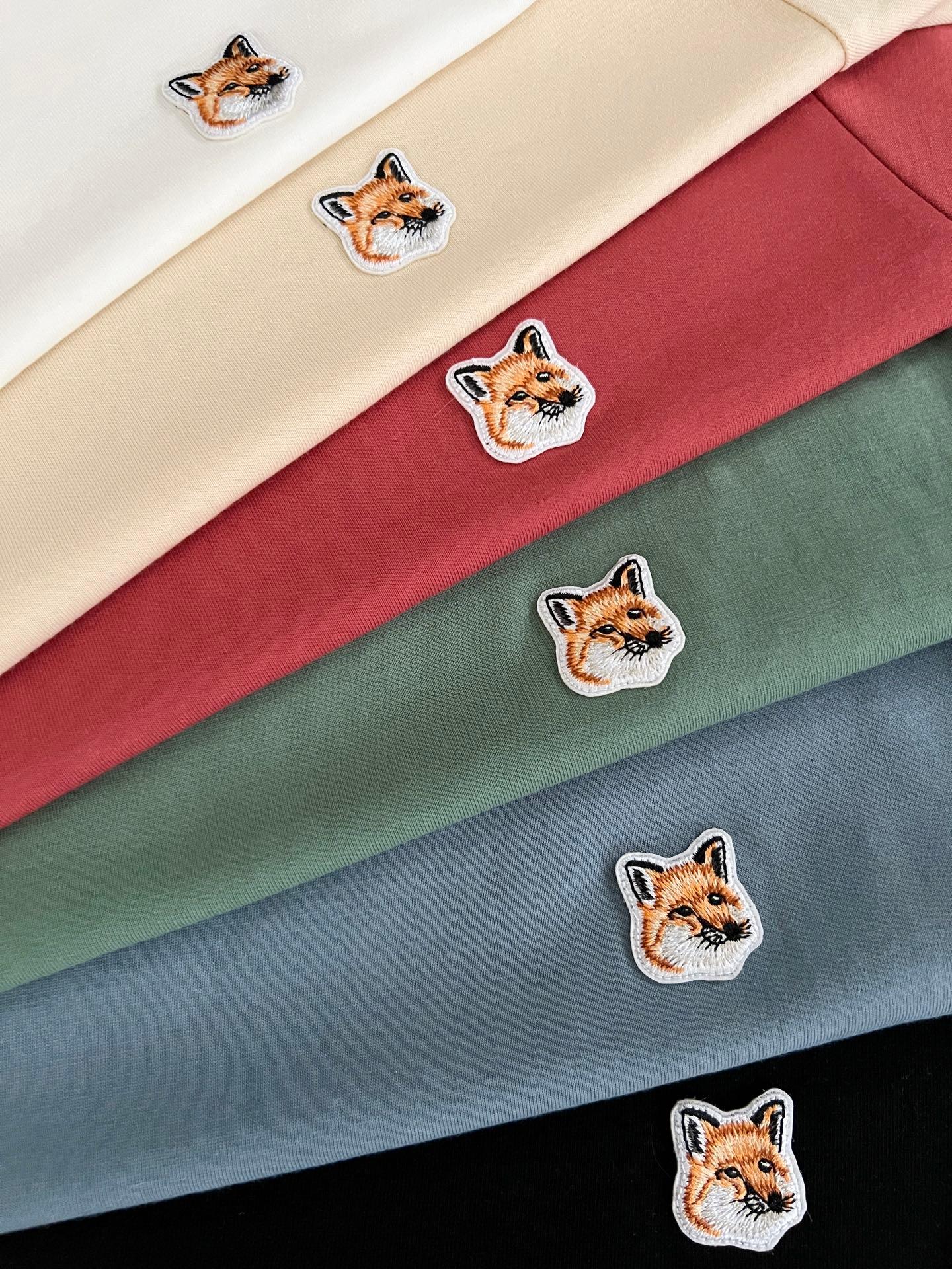 Maison Kitsuné Men's Classic Fox Head Patch Cotton Tee