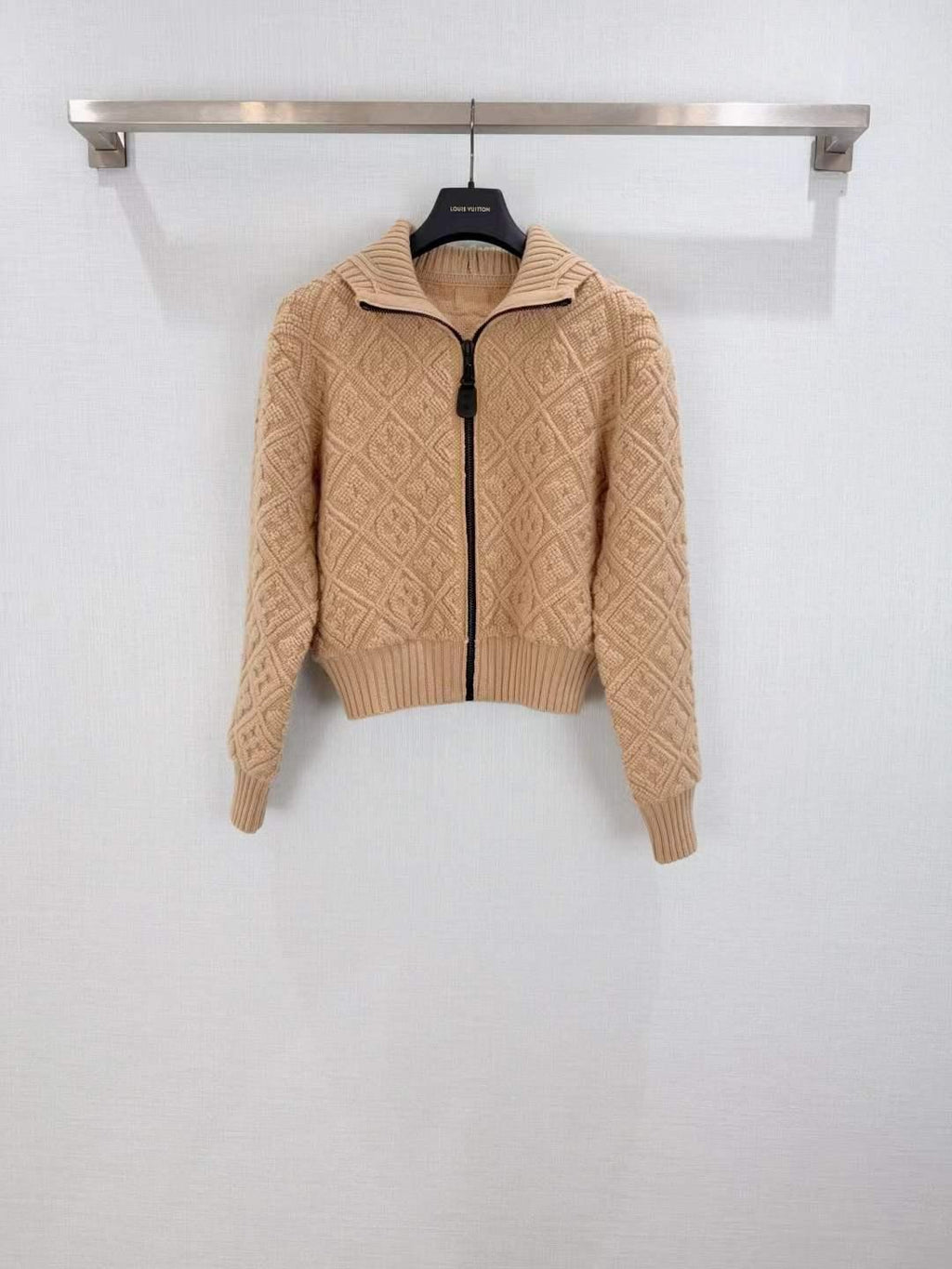 Unisex Textured Jacket - SenopekooCLO