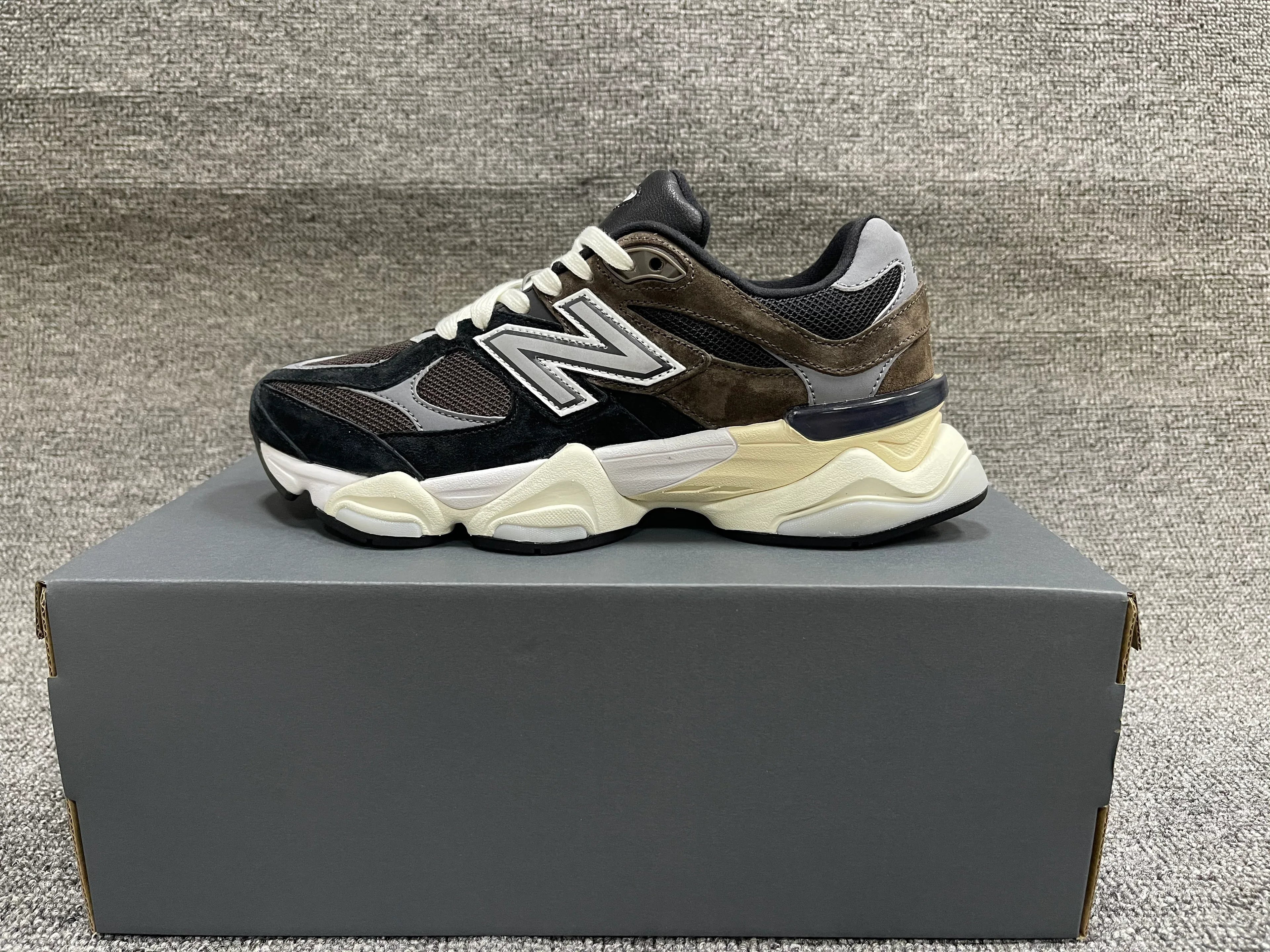 New Balance 9060C-1 Sneakers - SenopekooCLO