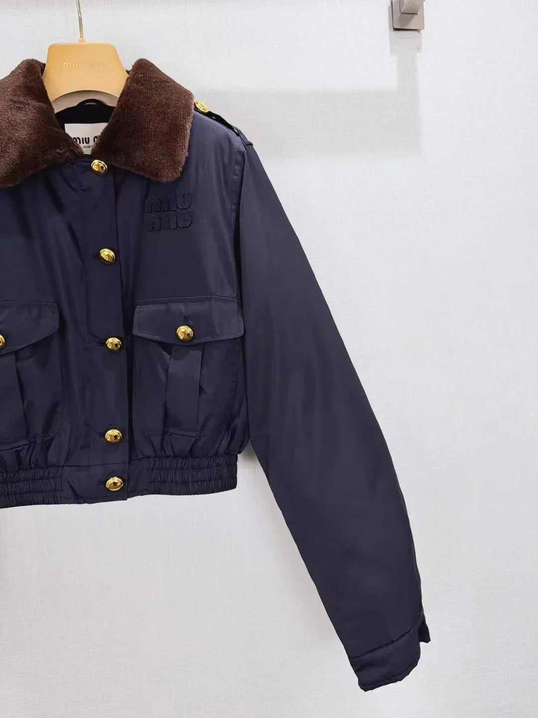 Women's Luxurious Winter Coat with Plush Fur Collar and Metallic Accents - SenopekooCLO