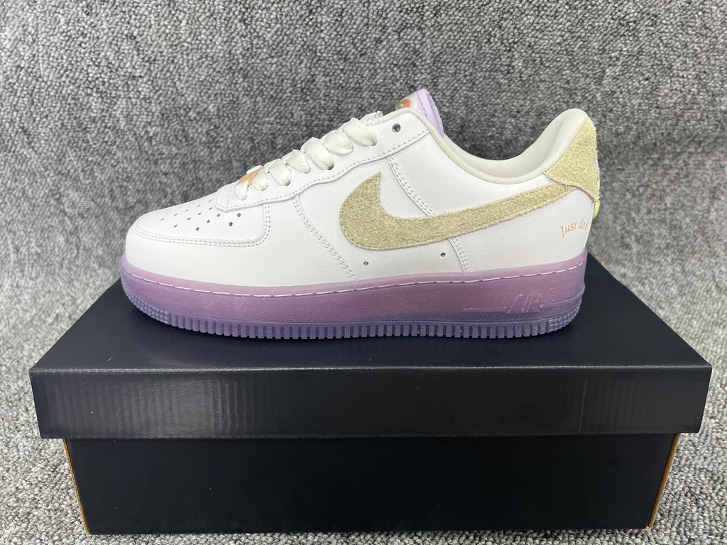 Nike Air Force 1 Sneaker-1