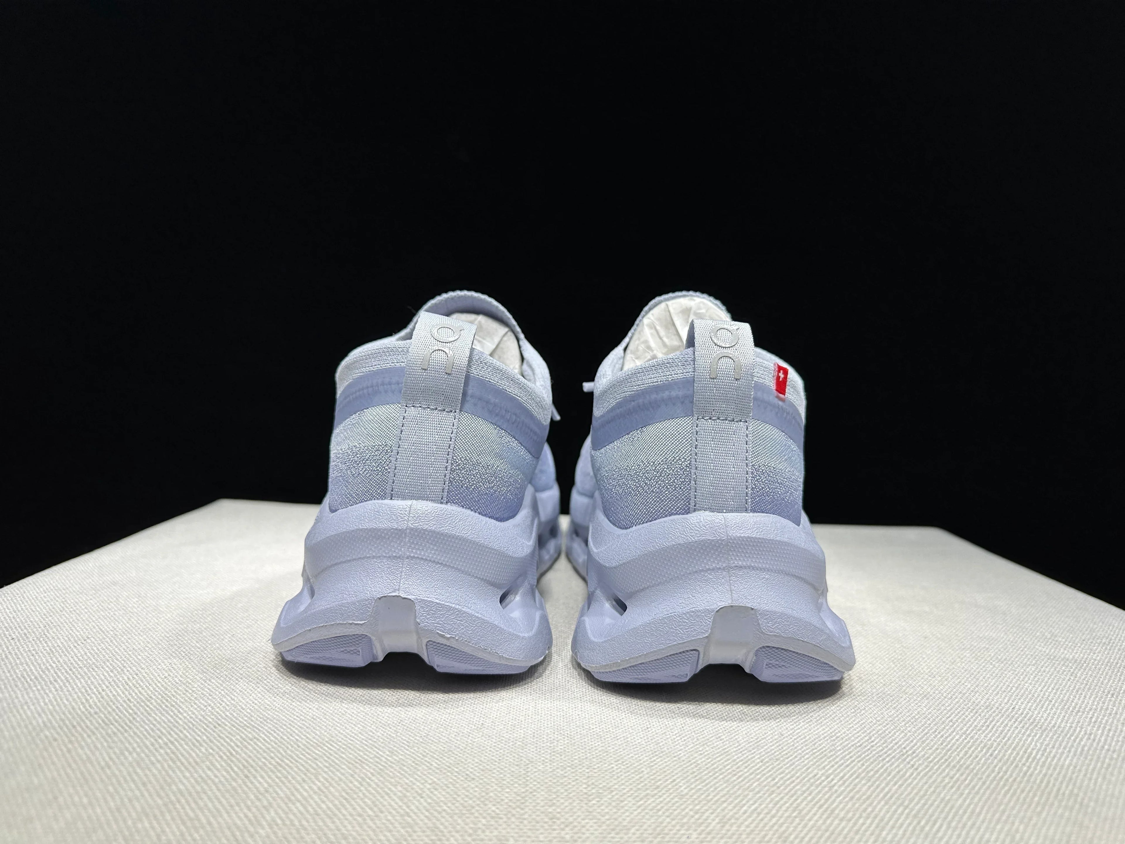 ON Cloudtilt Moon Racing Shoes - SenopekooCLO