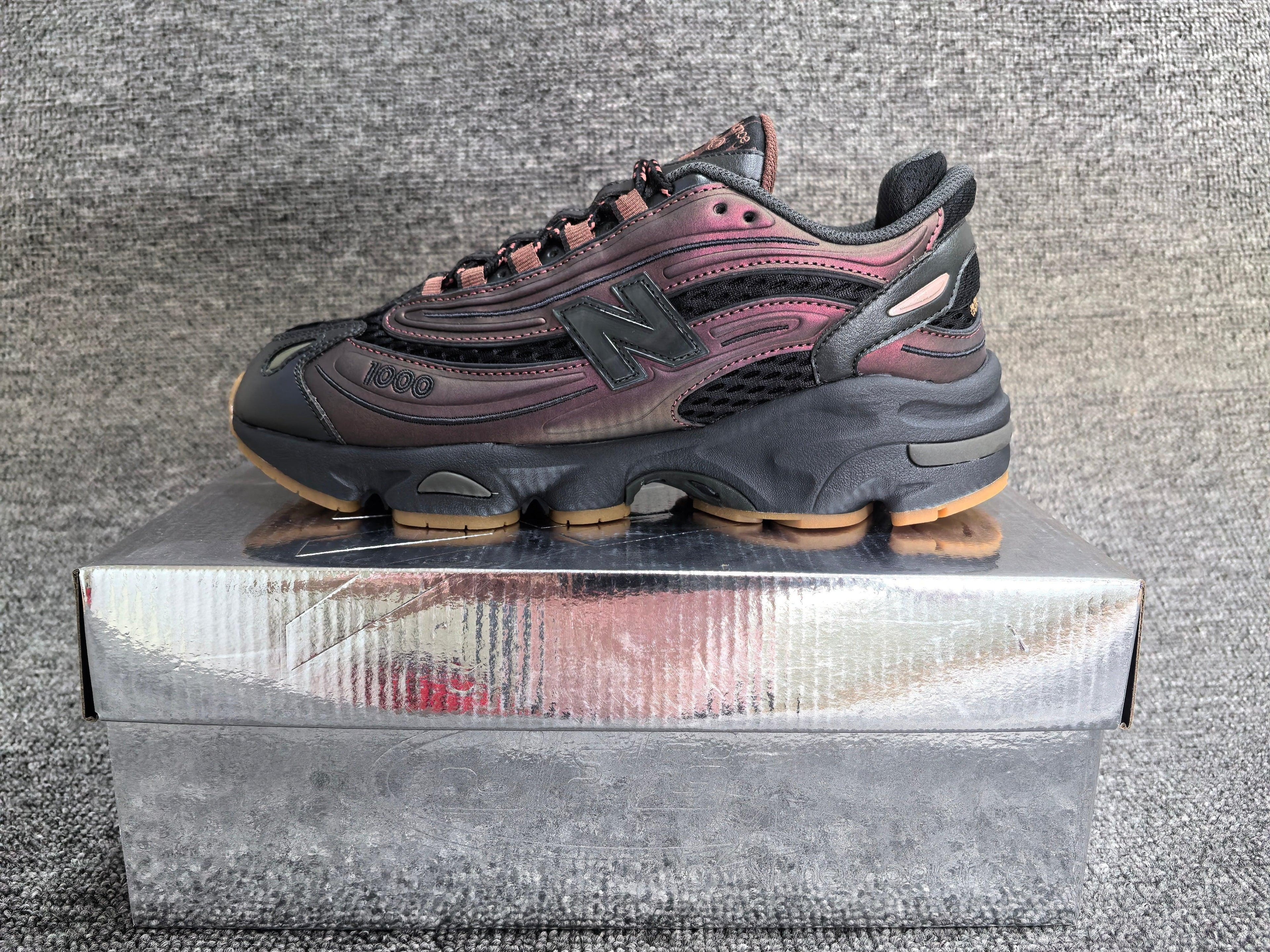 New Balance 1000 Sneakers - SenopekooCLO