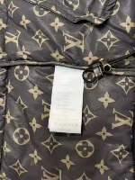 Unisex Modern Quilted Puffer Jacket with Stand Collar and Secure Pockets - SenopekooCLO