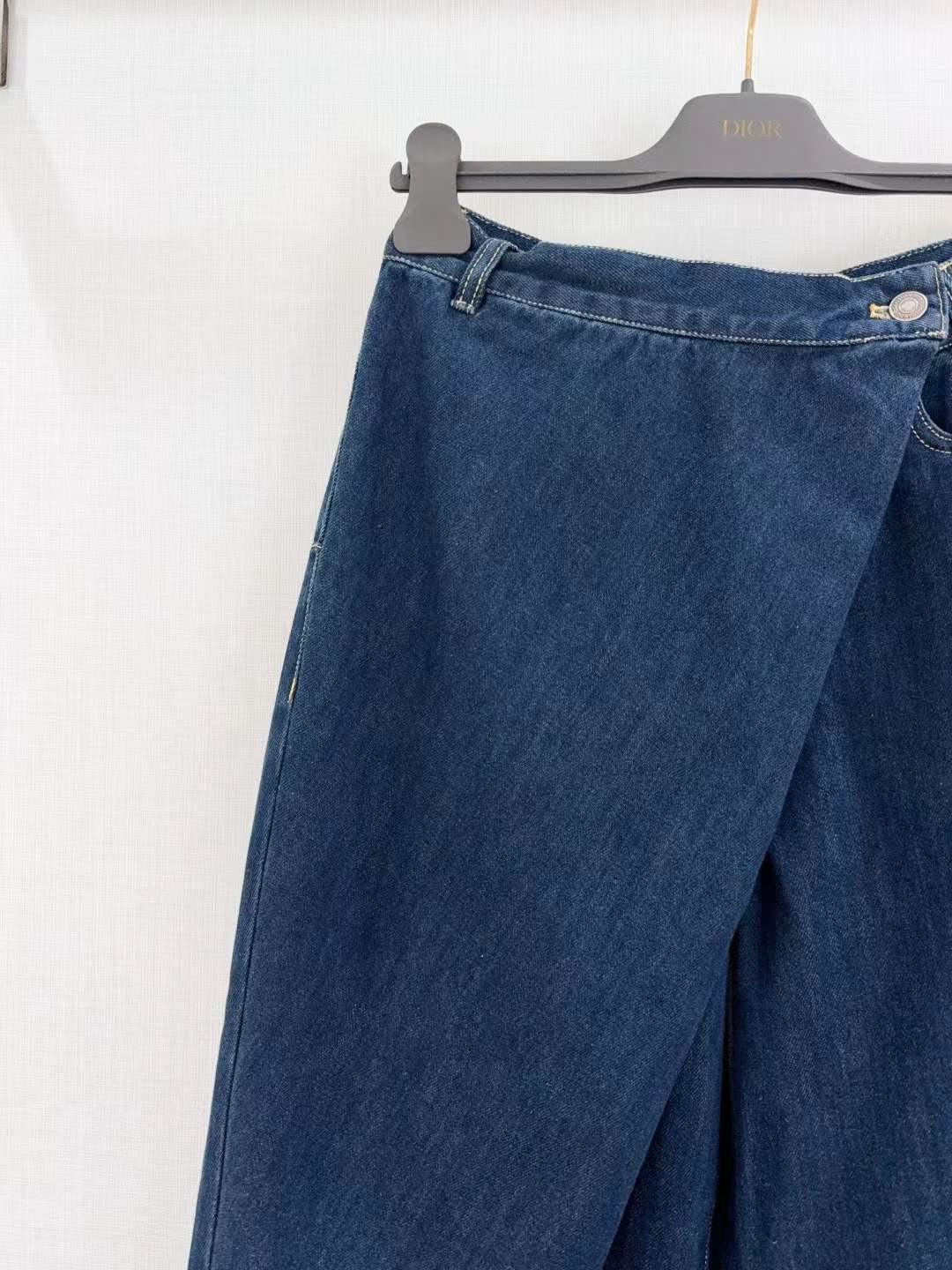 Women's Asymmetric Wrap Jeans with Contrast Stitch Detailing and Curved Pockets - SenopekooCLO