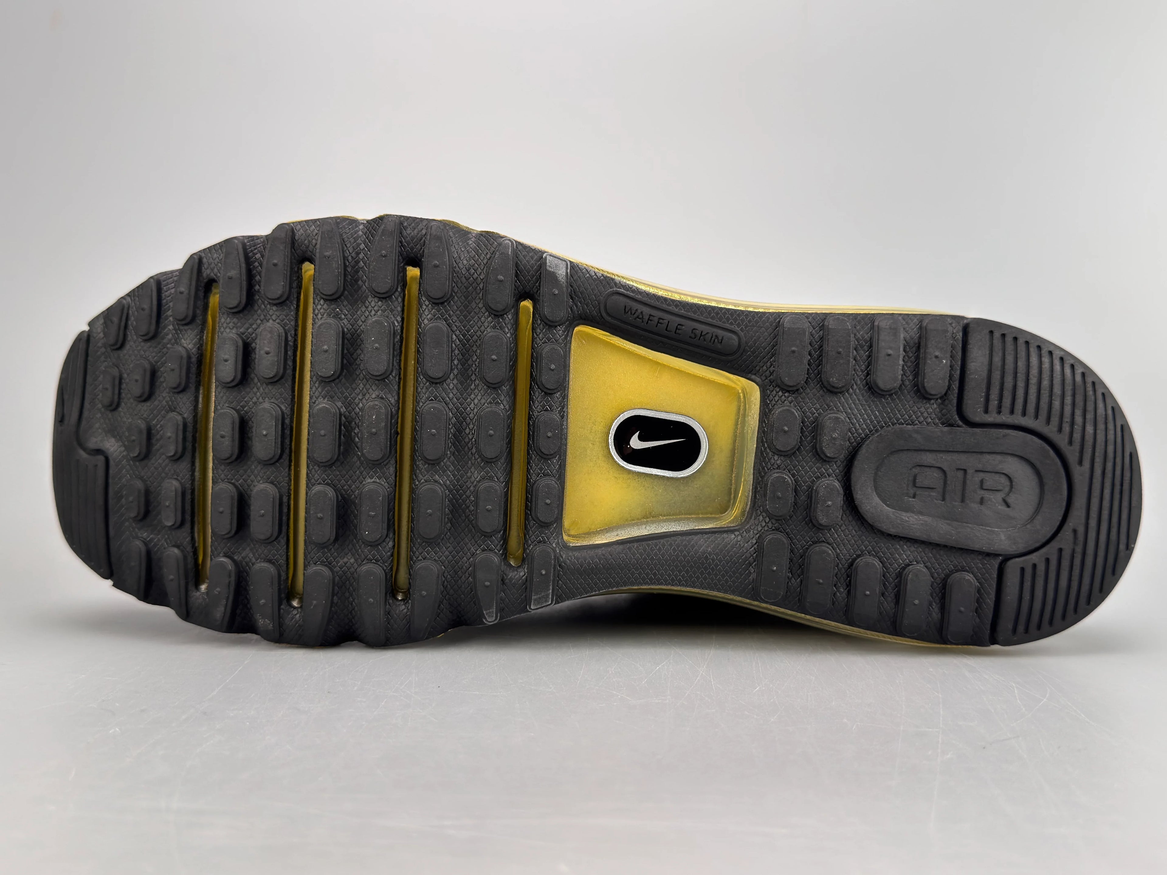 Nike Air Max 2013 Sneakers