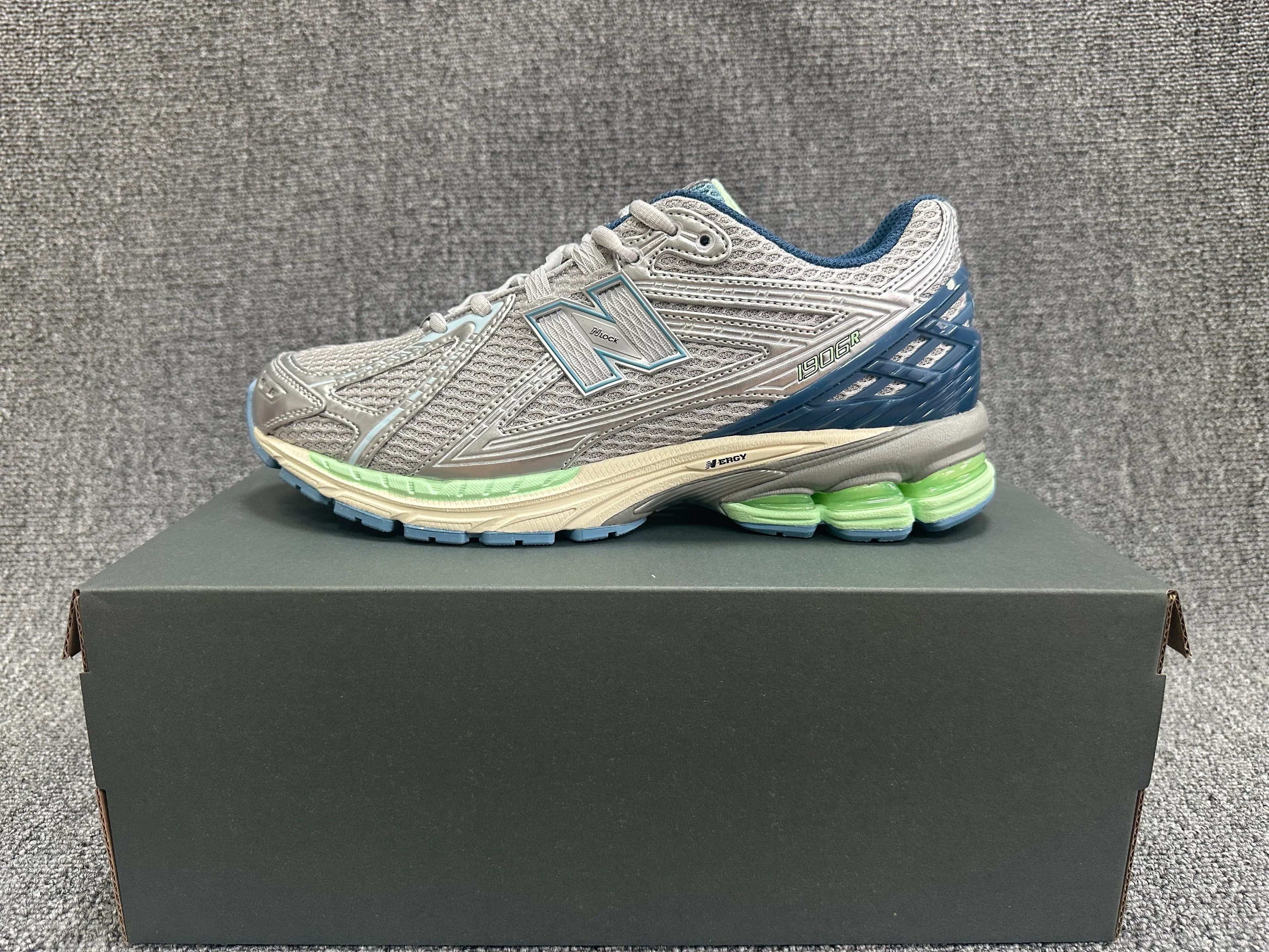 New Balance 1906R-2 Sneakers - SenopekooCLO