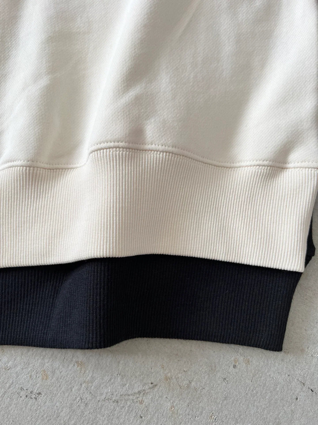 JACQUEMUS Men's Le Sweatshirt Logo Patch Cotton Pullover