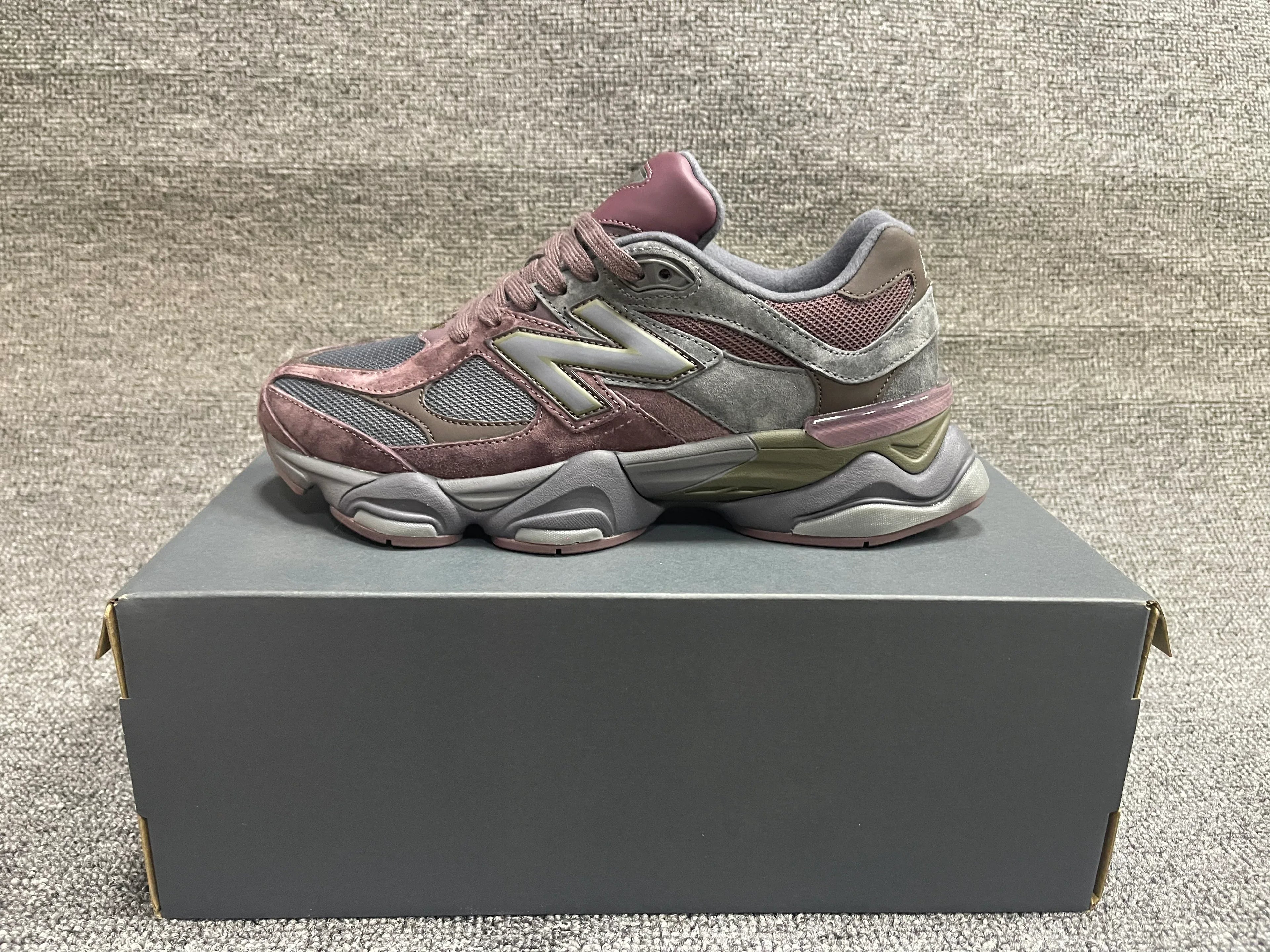 New Balance 9060C-1 Sneakers - SenopekooCLO