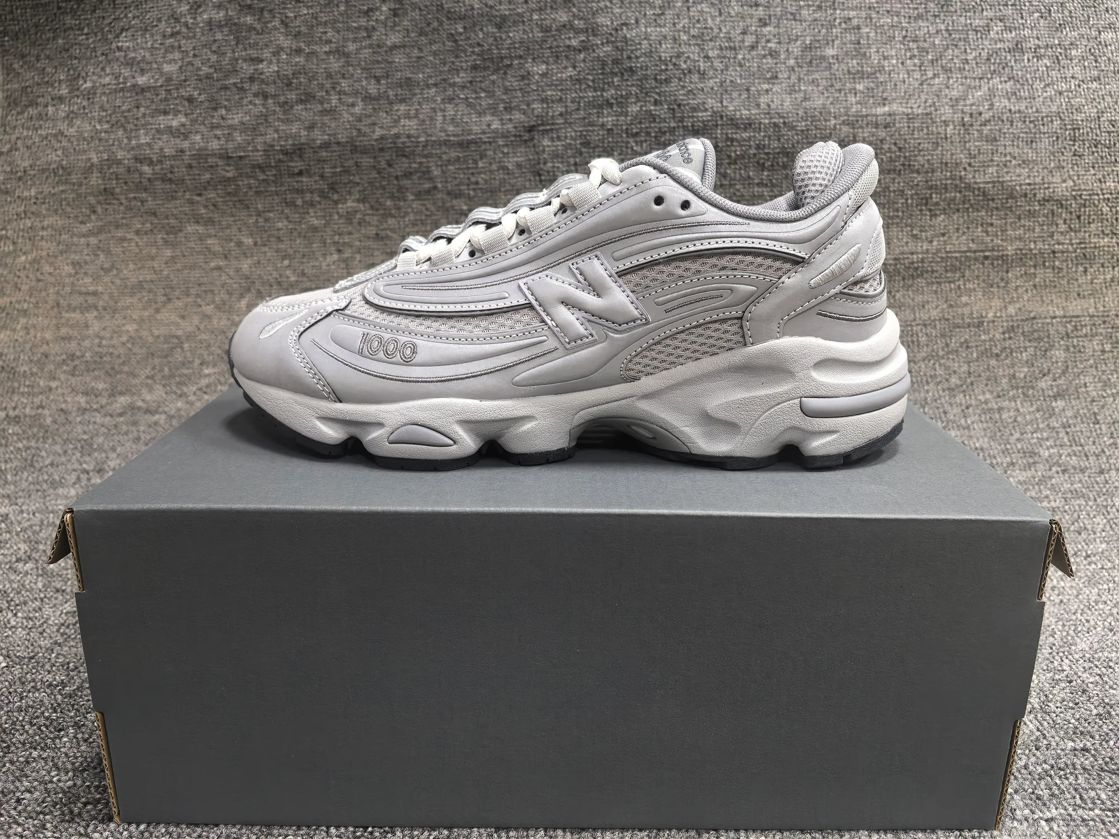New Balance 1000 Sneakers - SenopekooCLO