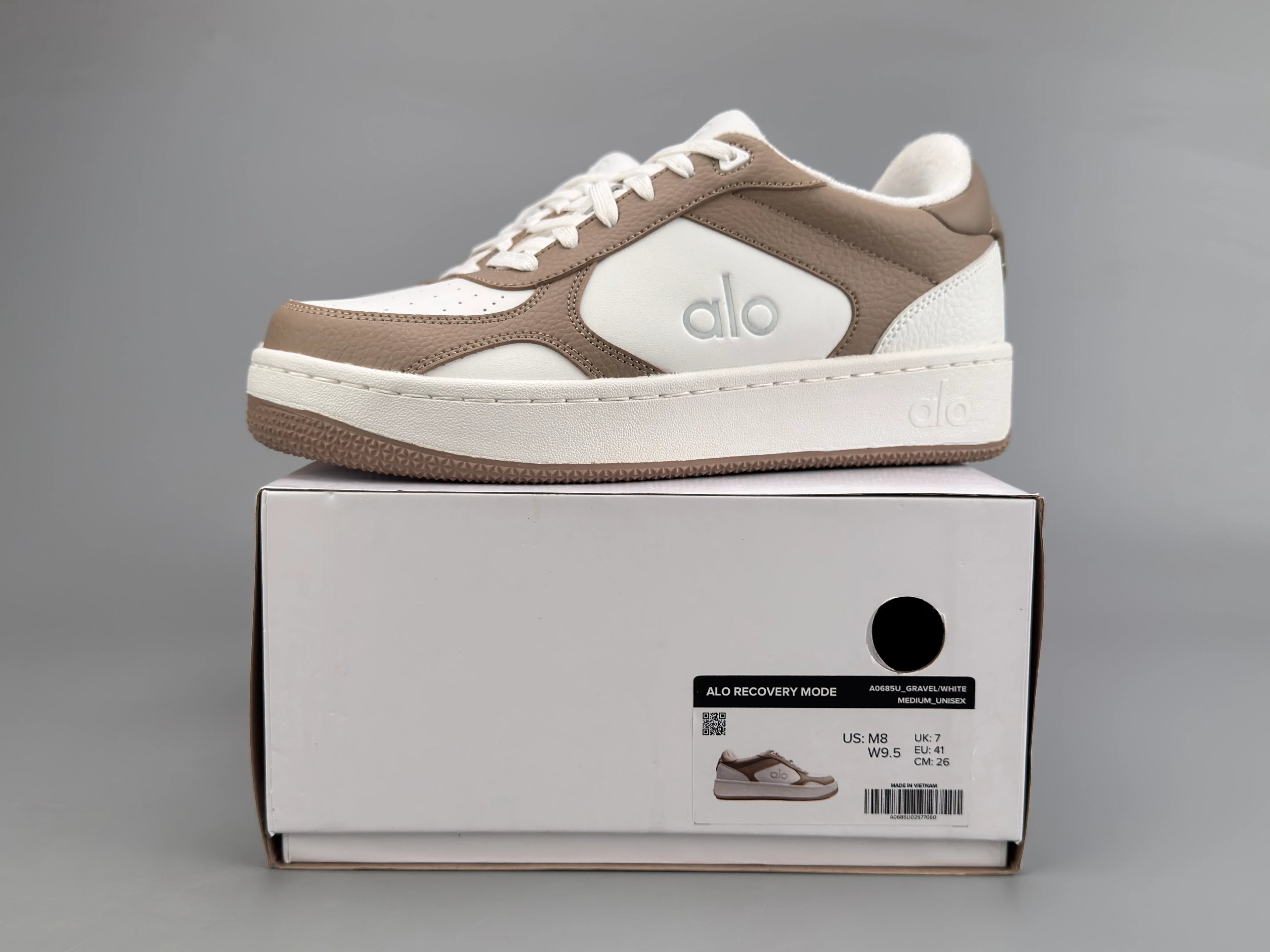 Alo Yoga Recovery Mode Sneakers