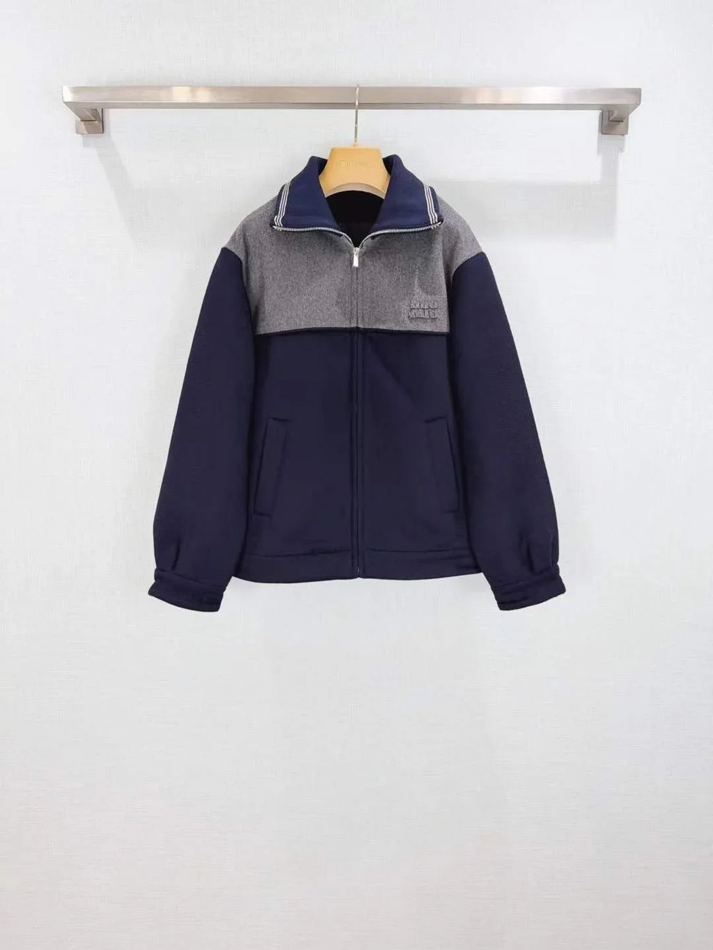 Women's Two-Tone Puffer Jacket with Stand Collar and Contrast Paneling - SenopekooCLO