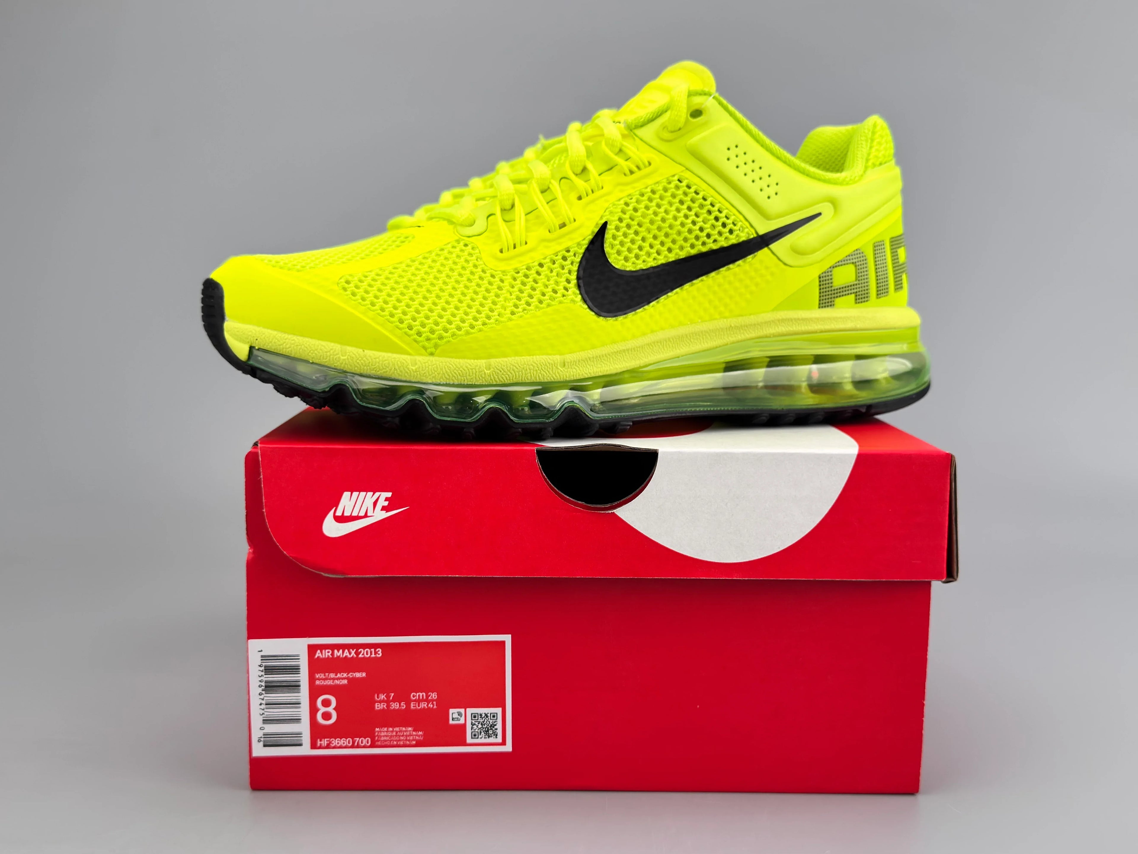 Nike Air Max 2013 Sneakers
