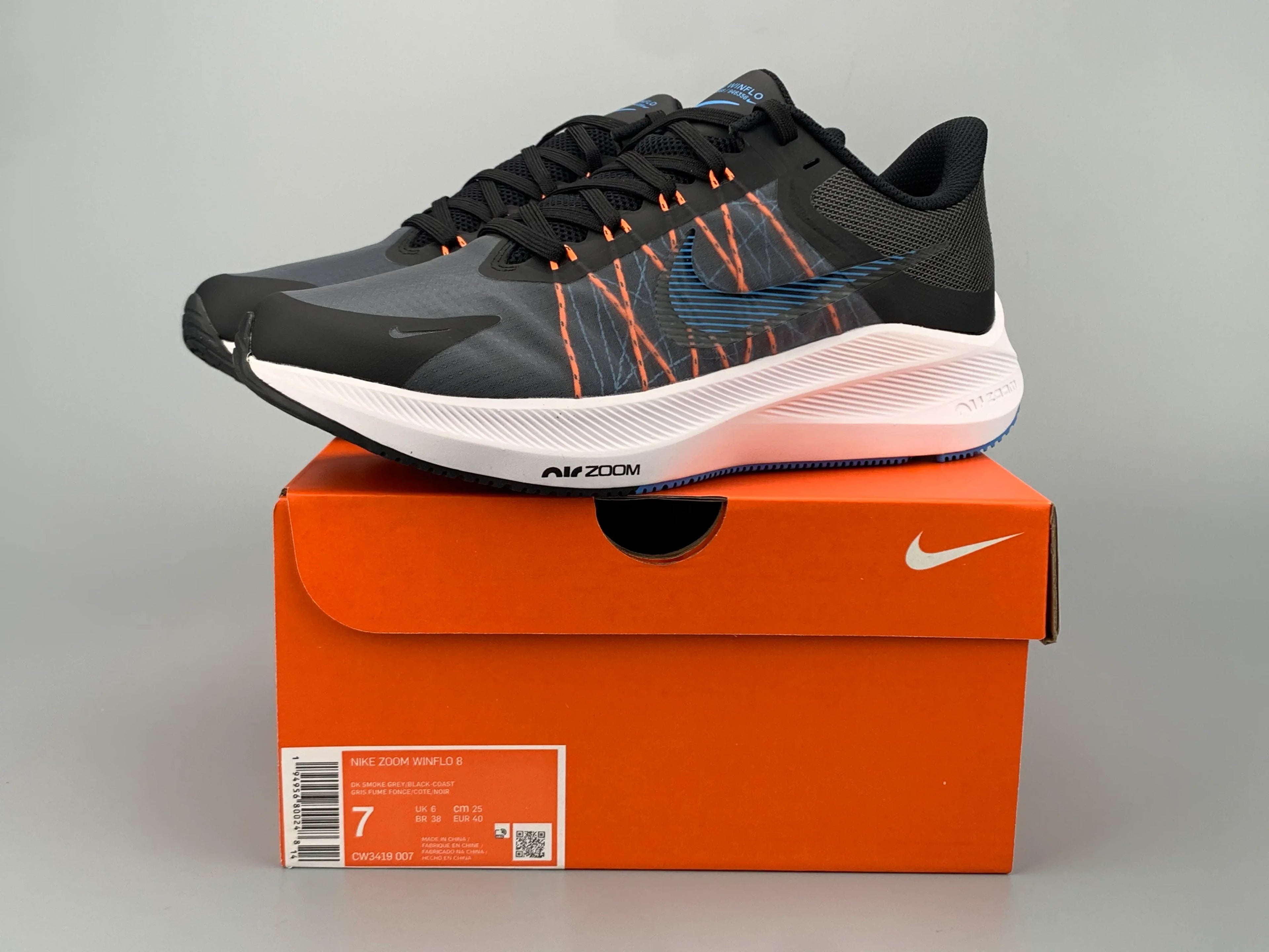 Nike Air Zoom Winflo 8 Running Shoes