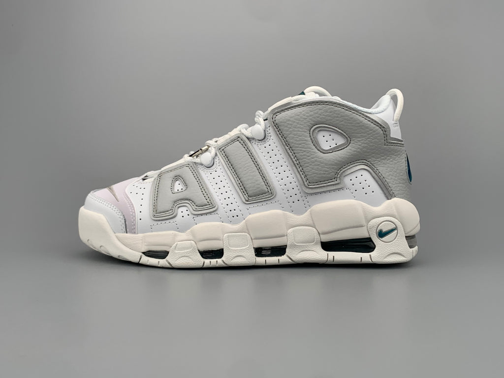 Nike Air More Uptempo Sneaker