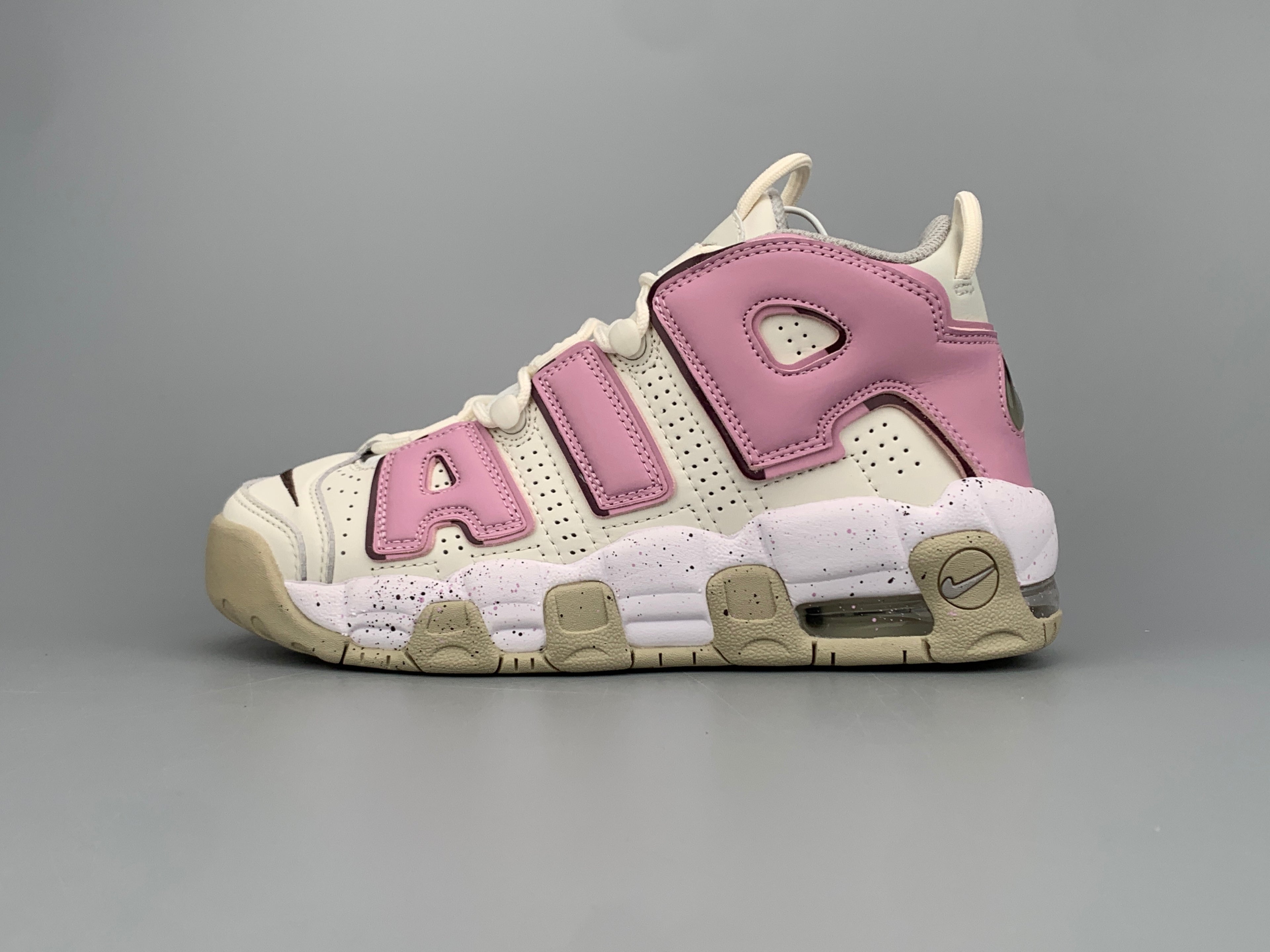 Nike Air More Uptempo Sneaker
