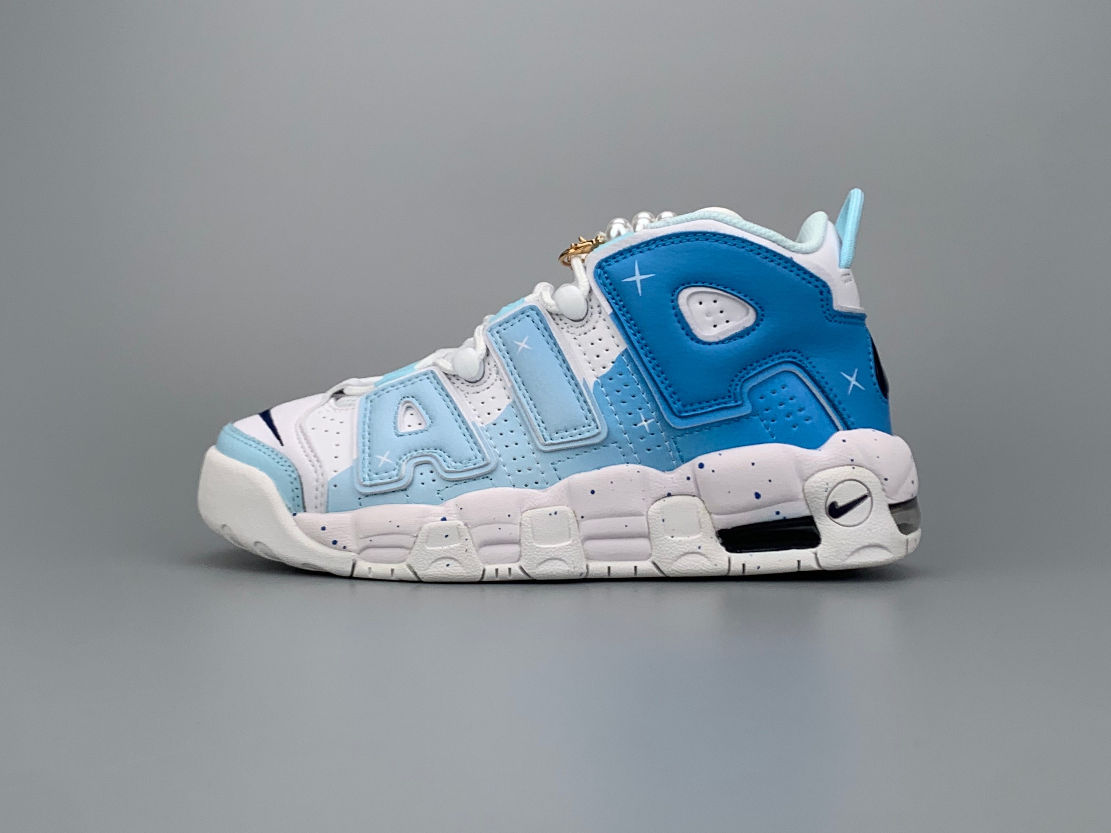Nike Air More Uptempo Sneaker