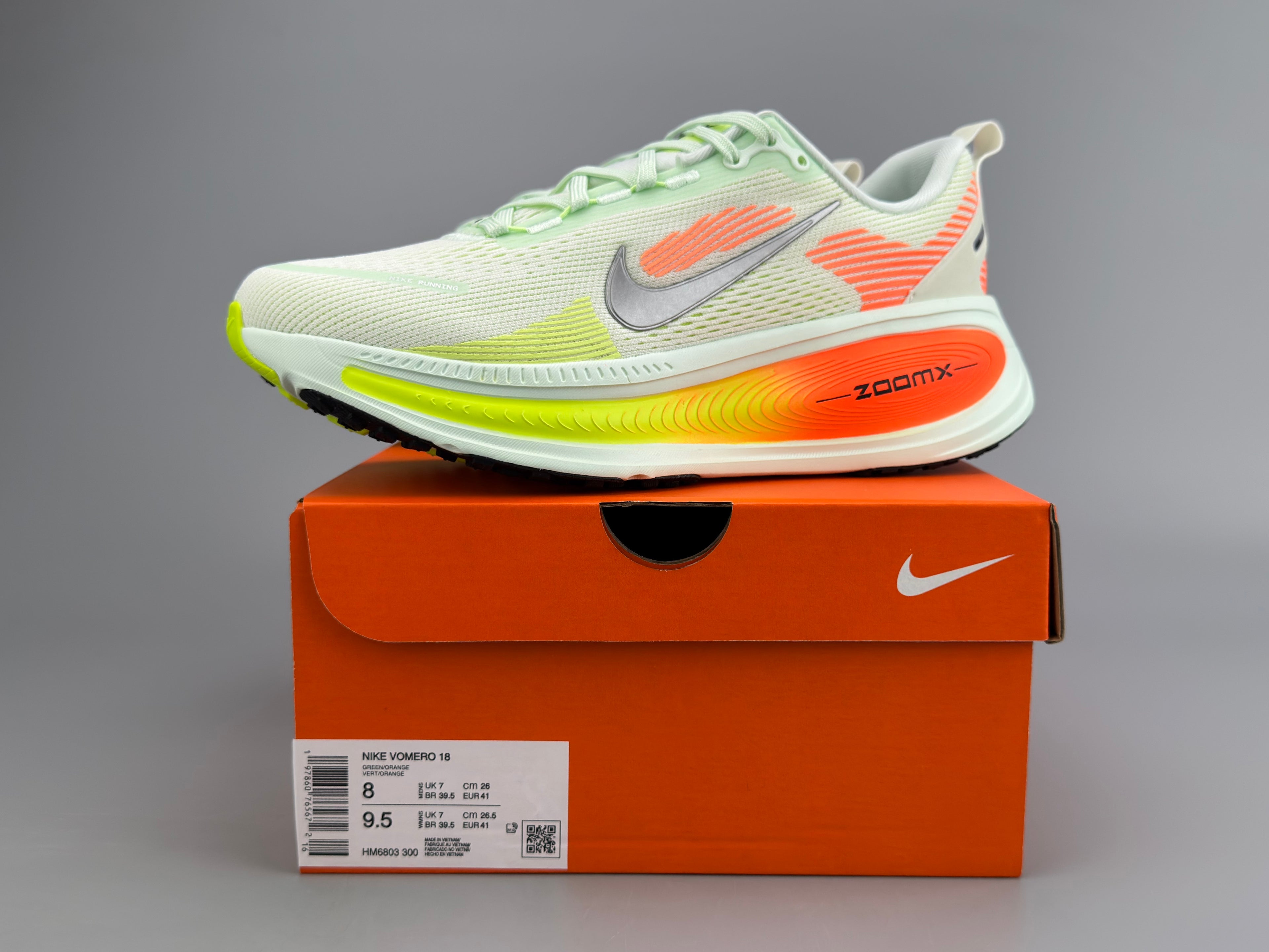 Nike Vomero 18 Road Running Shoes