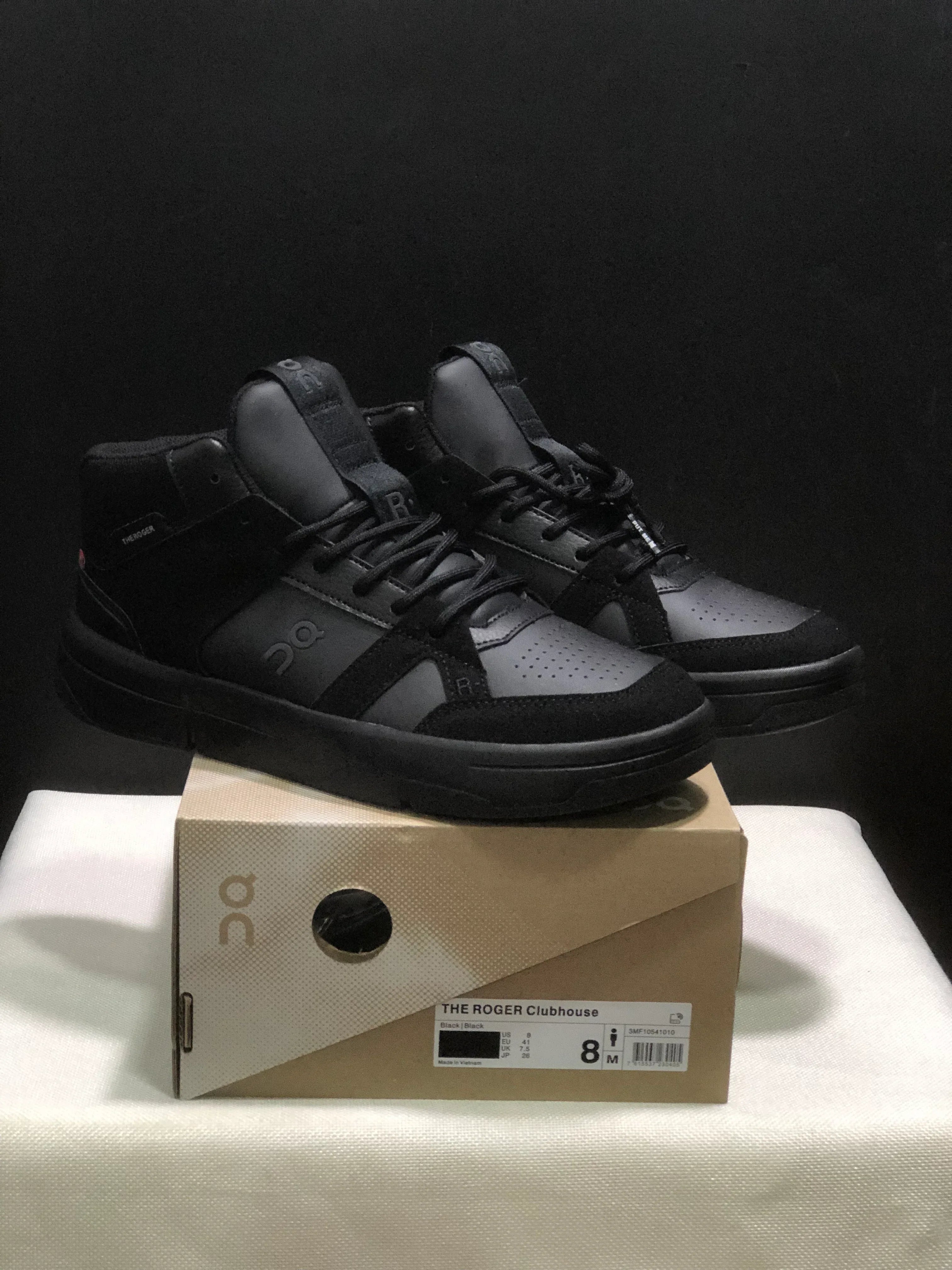 On THE ROGER Clubhouse 3 Sneakers - SenopekooCLO