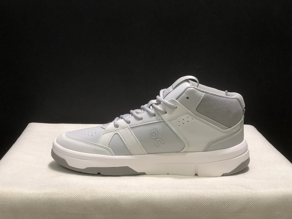 On THE ROGER Clubhouse 3 Sneakers - SenopekooCLO