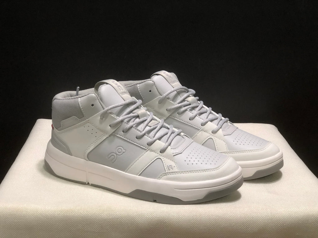 On THE ROGER Clubhouse 3 Sneakers - SenopekooCLO