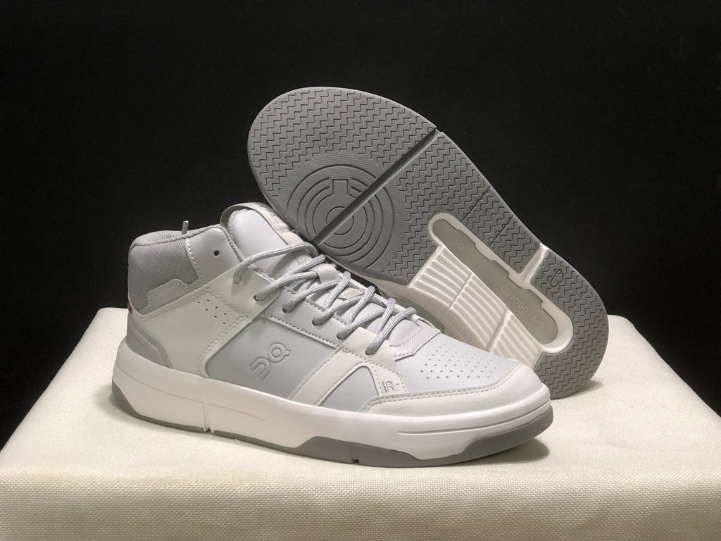 On THE ROGER Clubhouse 3 Sneakers - SenopekooCLO