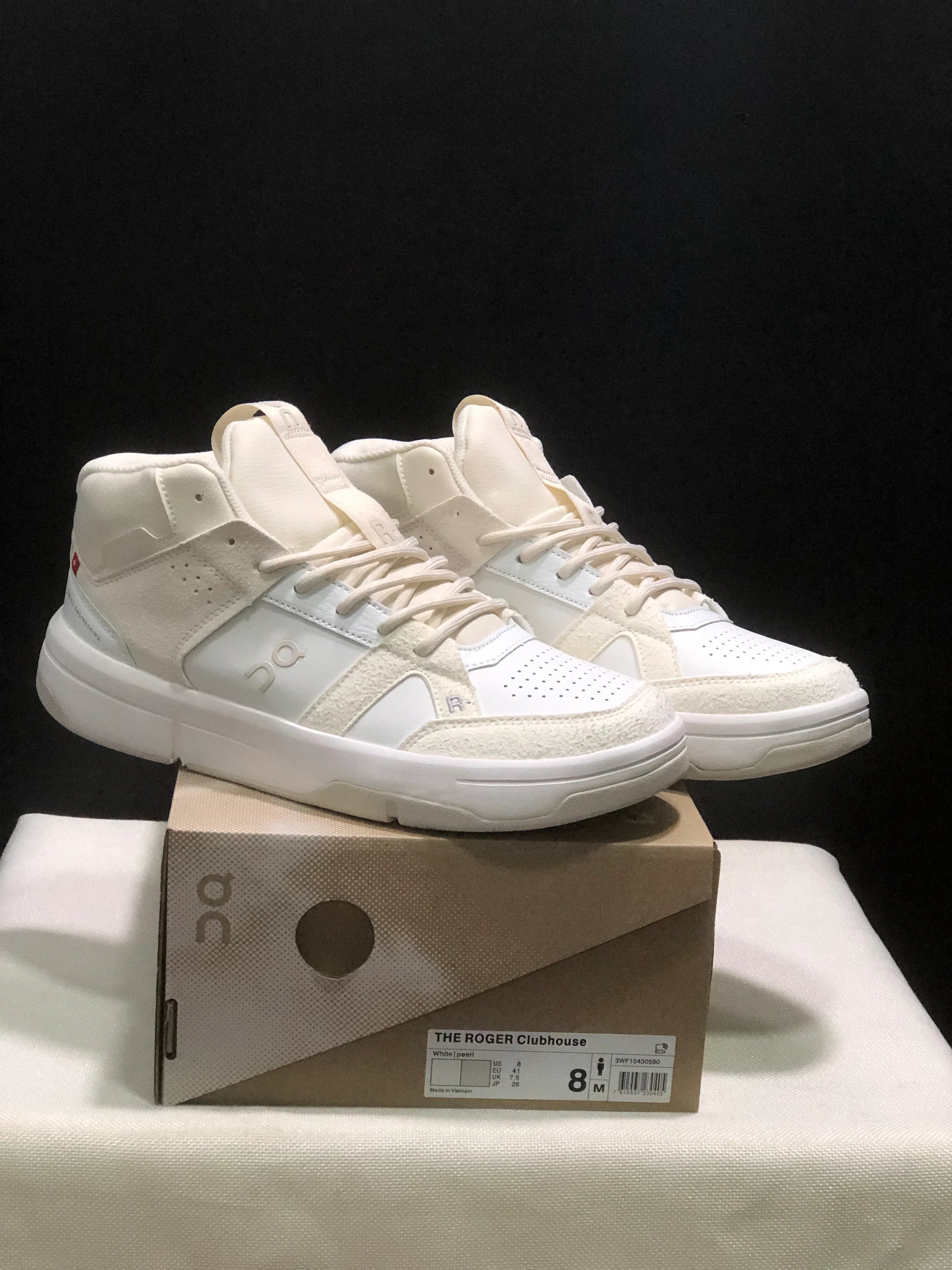 On THE ROGER Clubhouse 3 Sneakers - SenopekooCLO