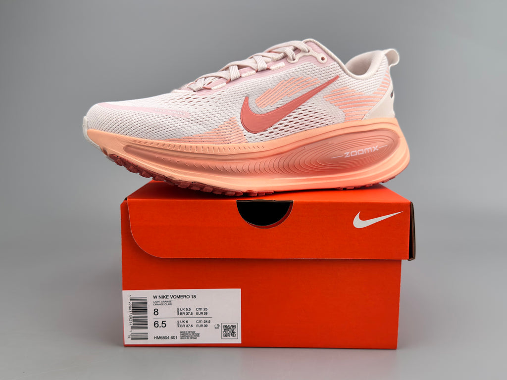 Nike Vomero 18 Road Running Shoes