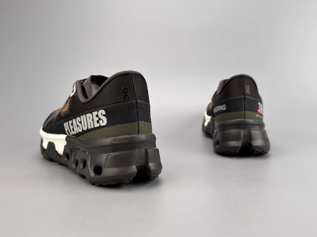 ON Cloudmonster Hyper Running Shoes - SenopekooCLO