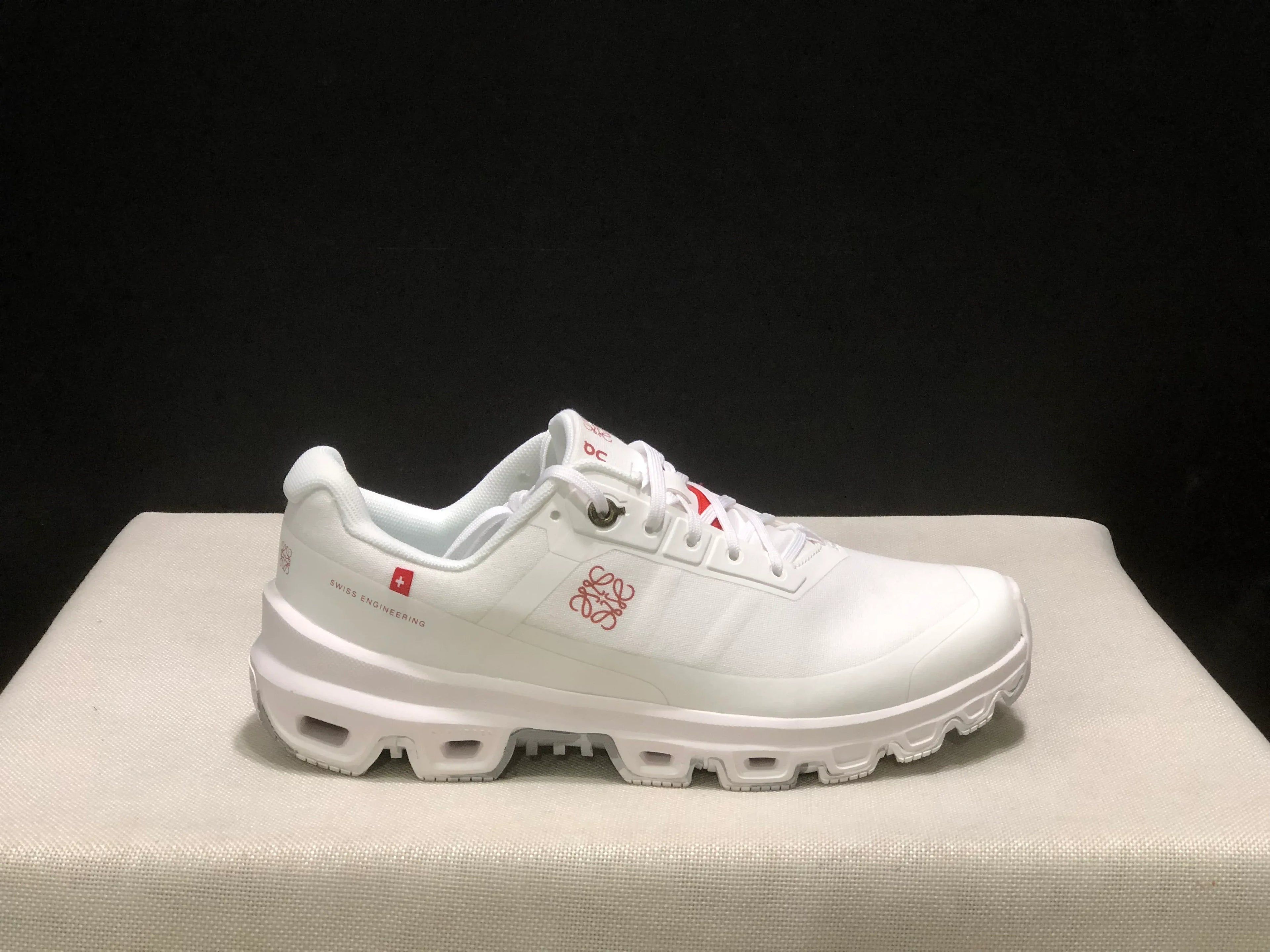 Loewe x On Cloudventure 2.0 Sneakers - SenopekooCLO