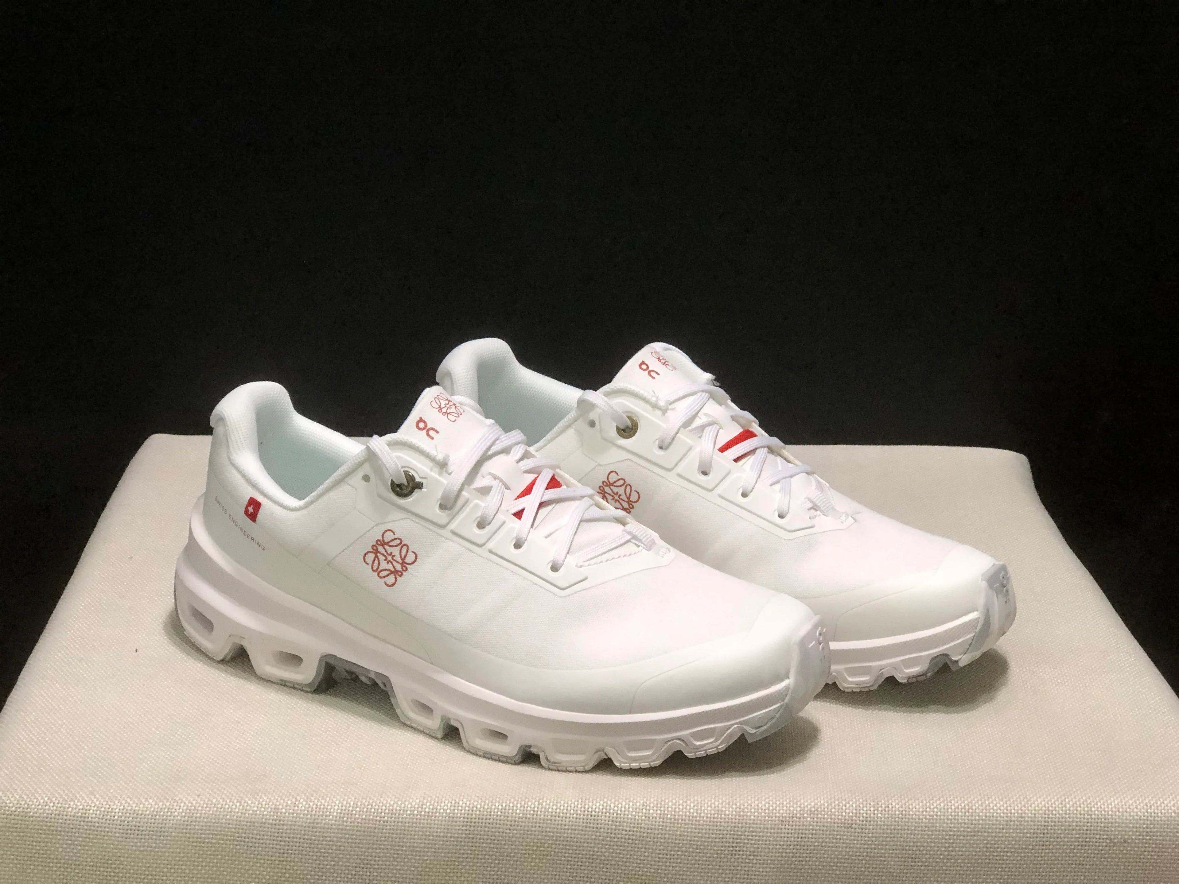 Loewe x On Cloudventure 2.0 Sneakers - SenopekooCLO