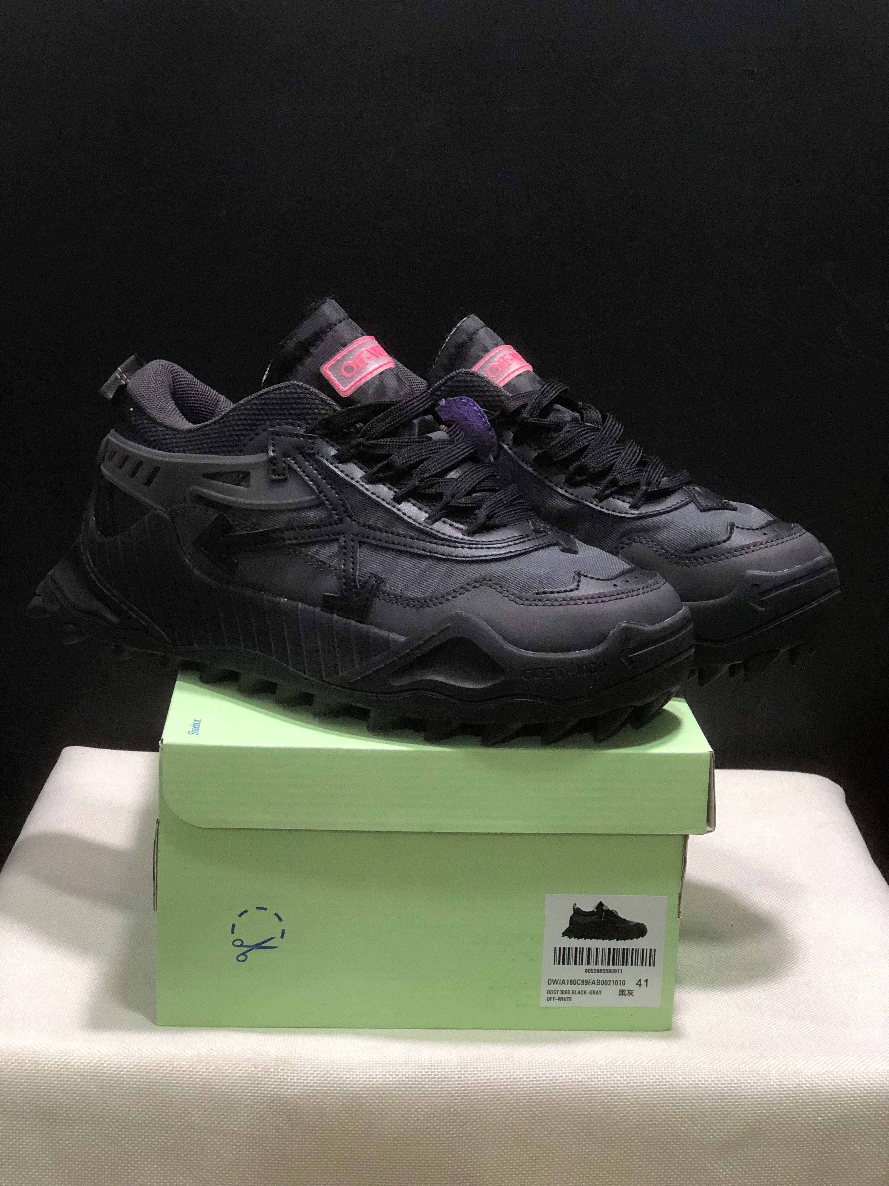 OFF WHITE ODSY-1000 Sneakers - SenopekooCLO