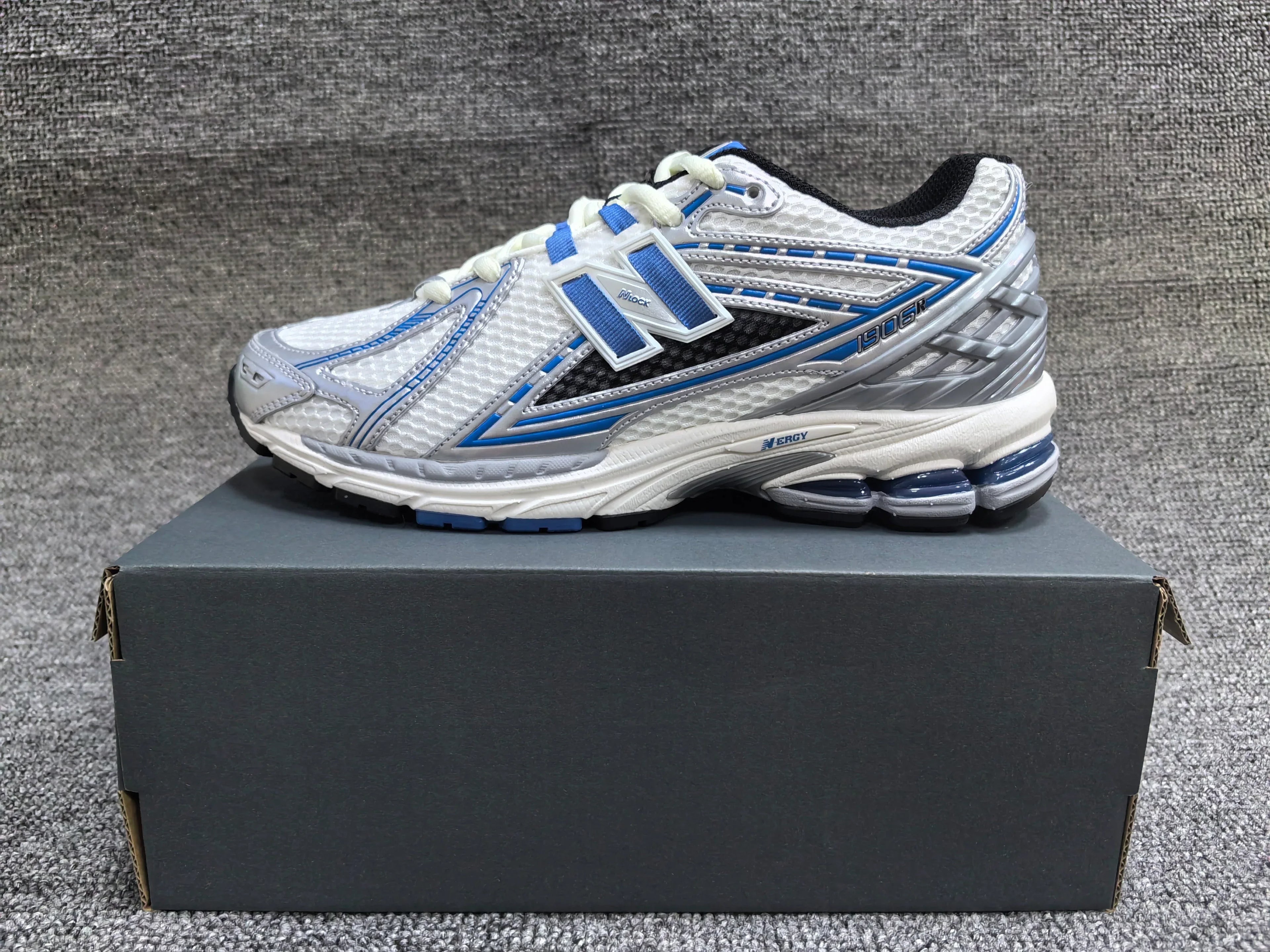 New Balance 1906R-2 Sneakers - SenopekooCLO